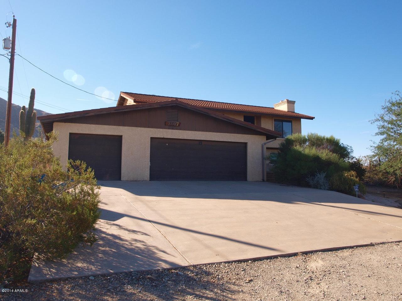 Photo 1 of 10 — 2607 W SUNRISE Drive, Phoenix, AZ 85041