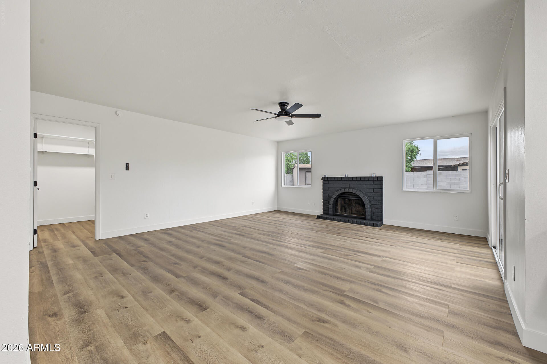 7034 W PALO VERDE Avenue