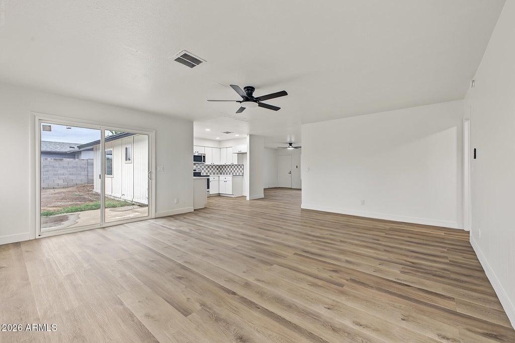Photo of 7034 W Palo Verde Avenue, Peoria, AZ 85345 (MLS # 7081396)