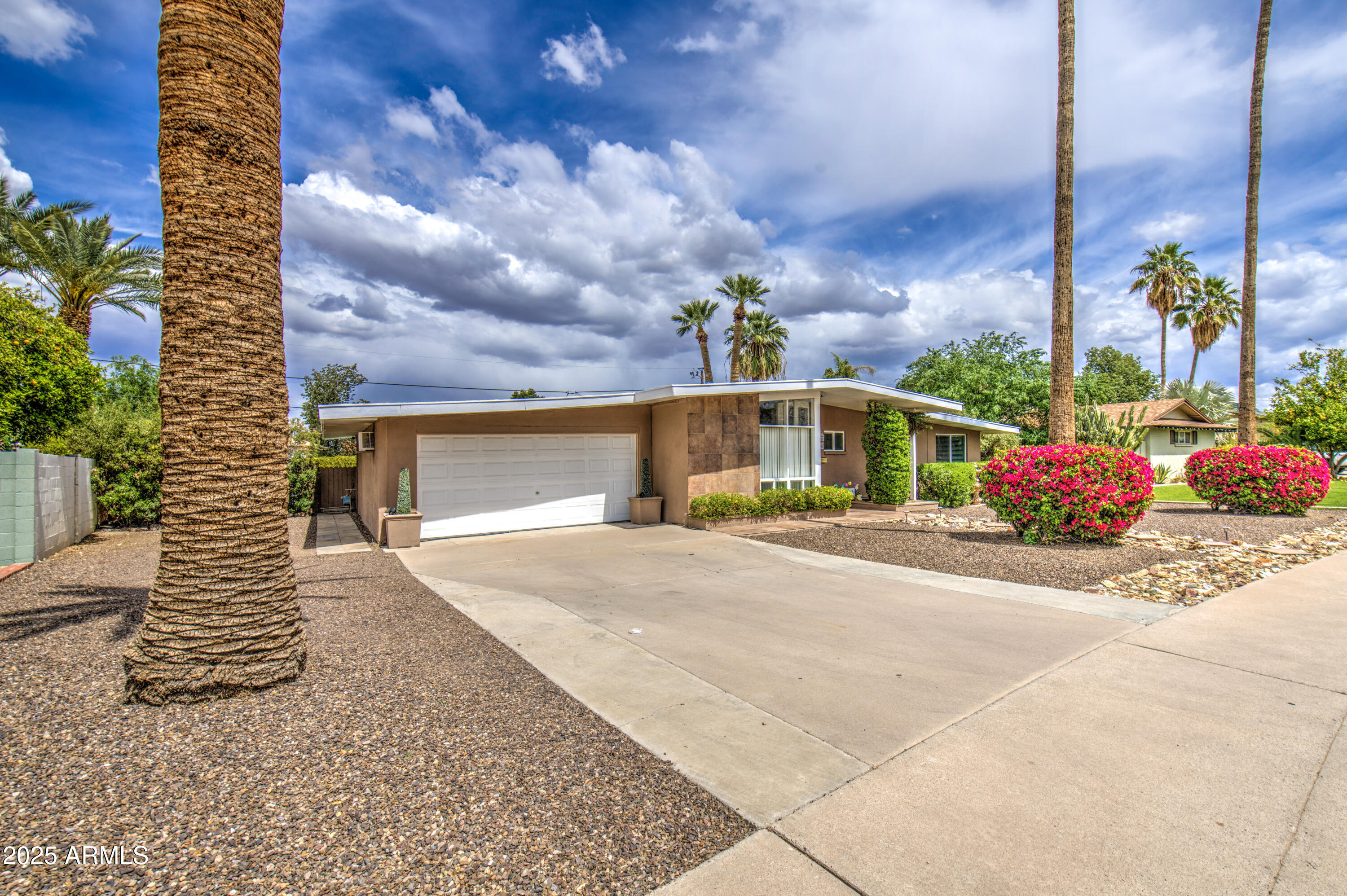 3954 E BECKER Lane