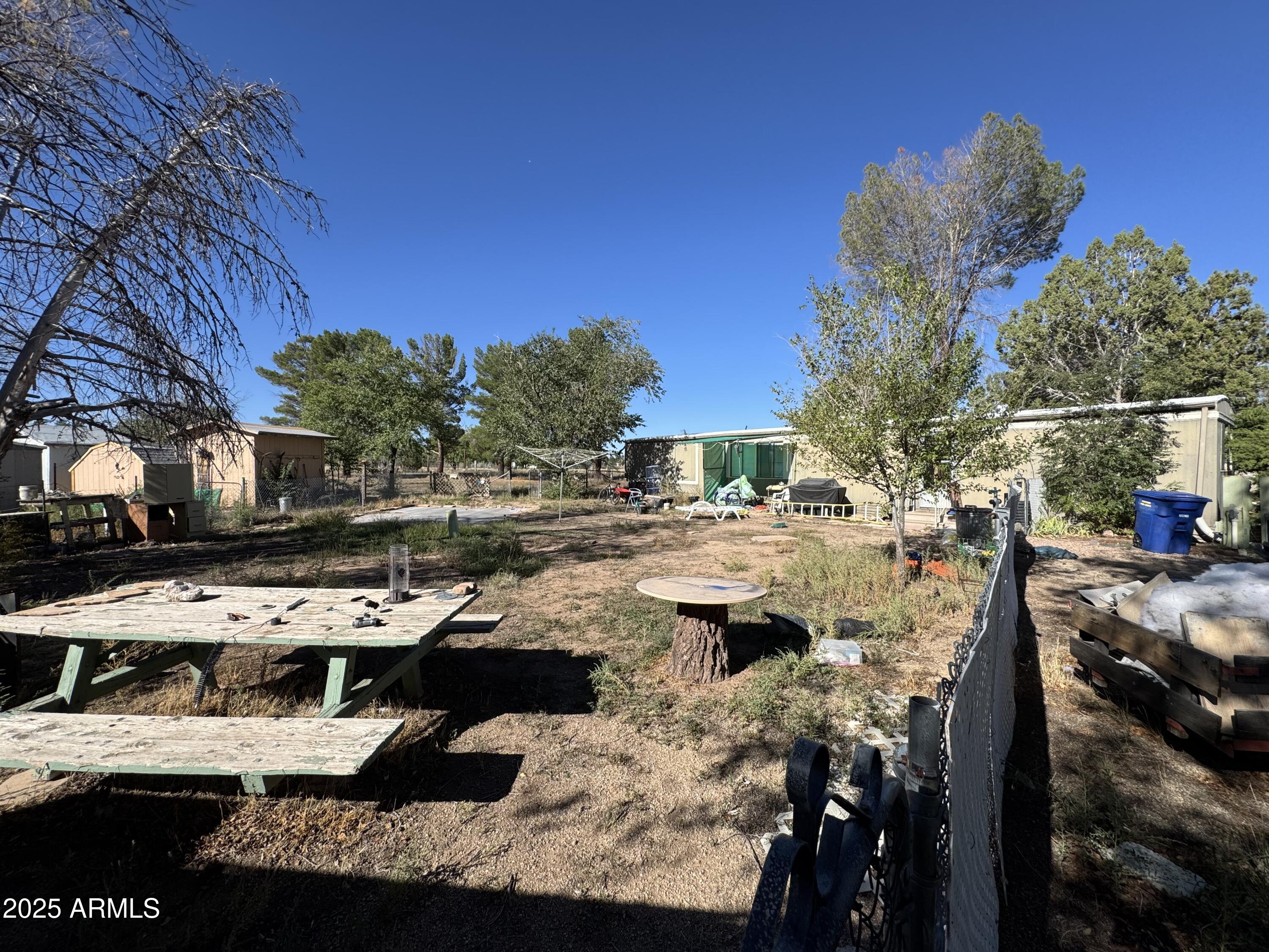 1385 CALIFORNIA Drive