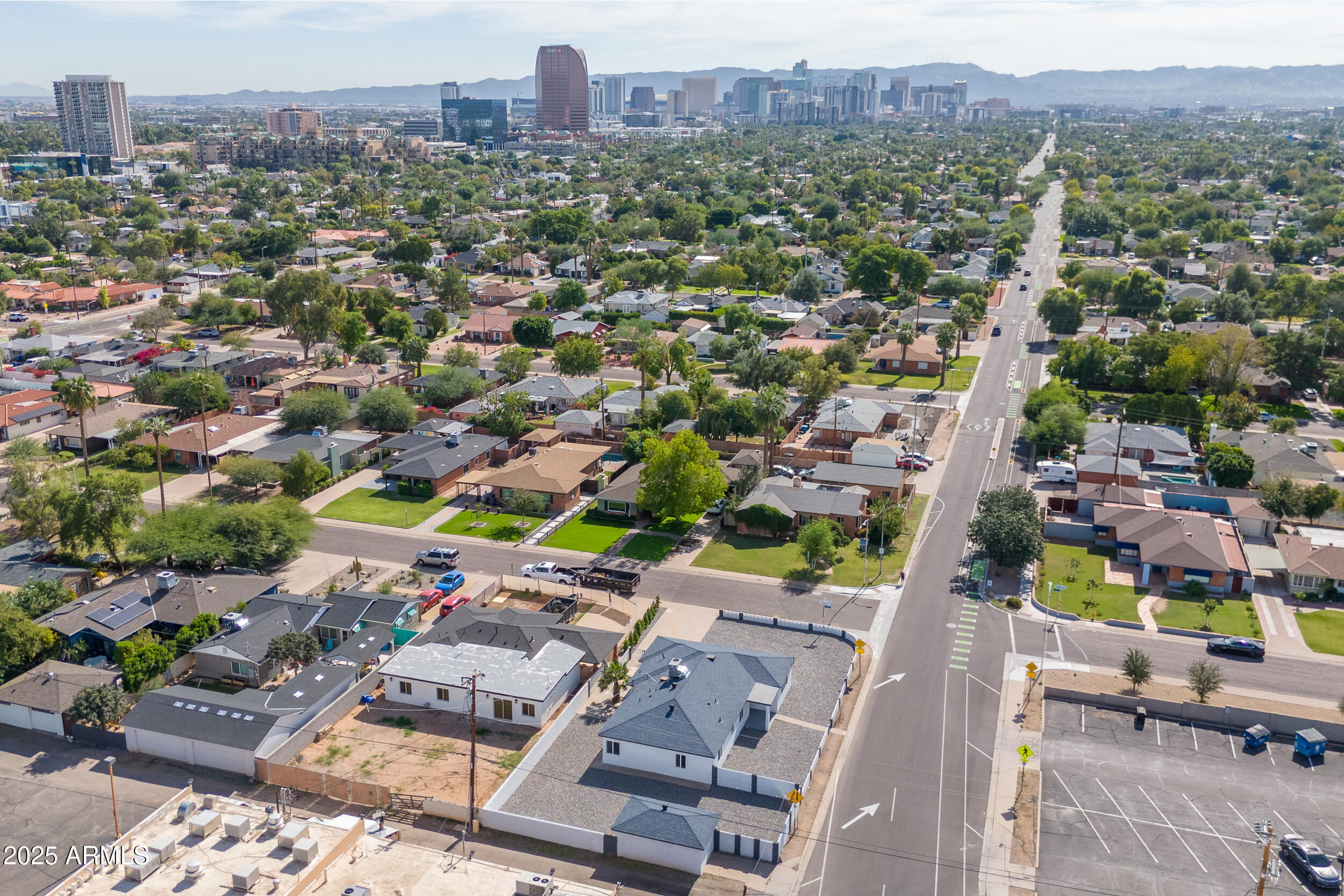 346 W EDGEMONT Avenue