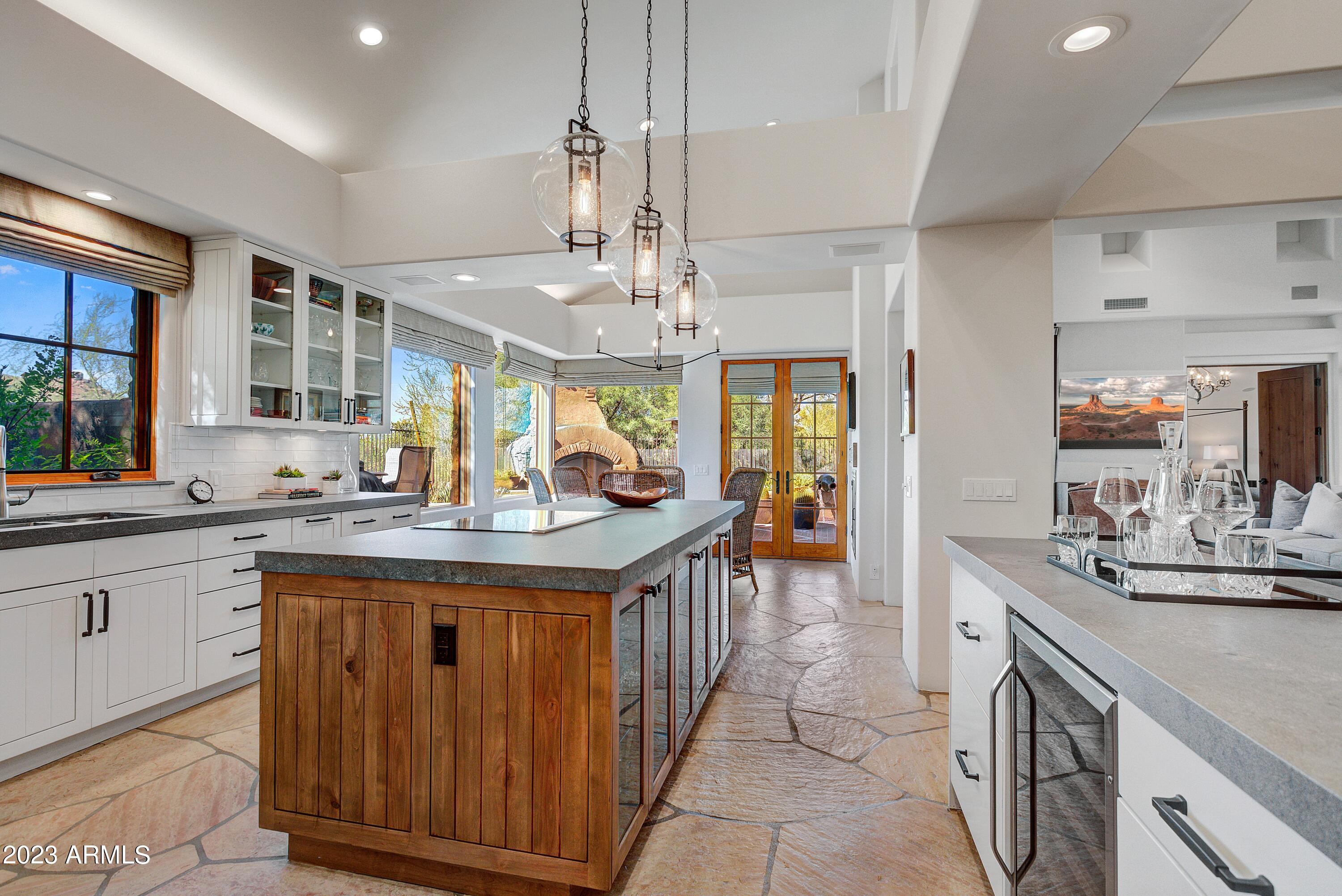 Estancia - Residential