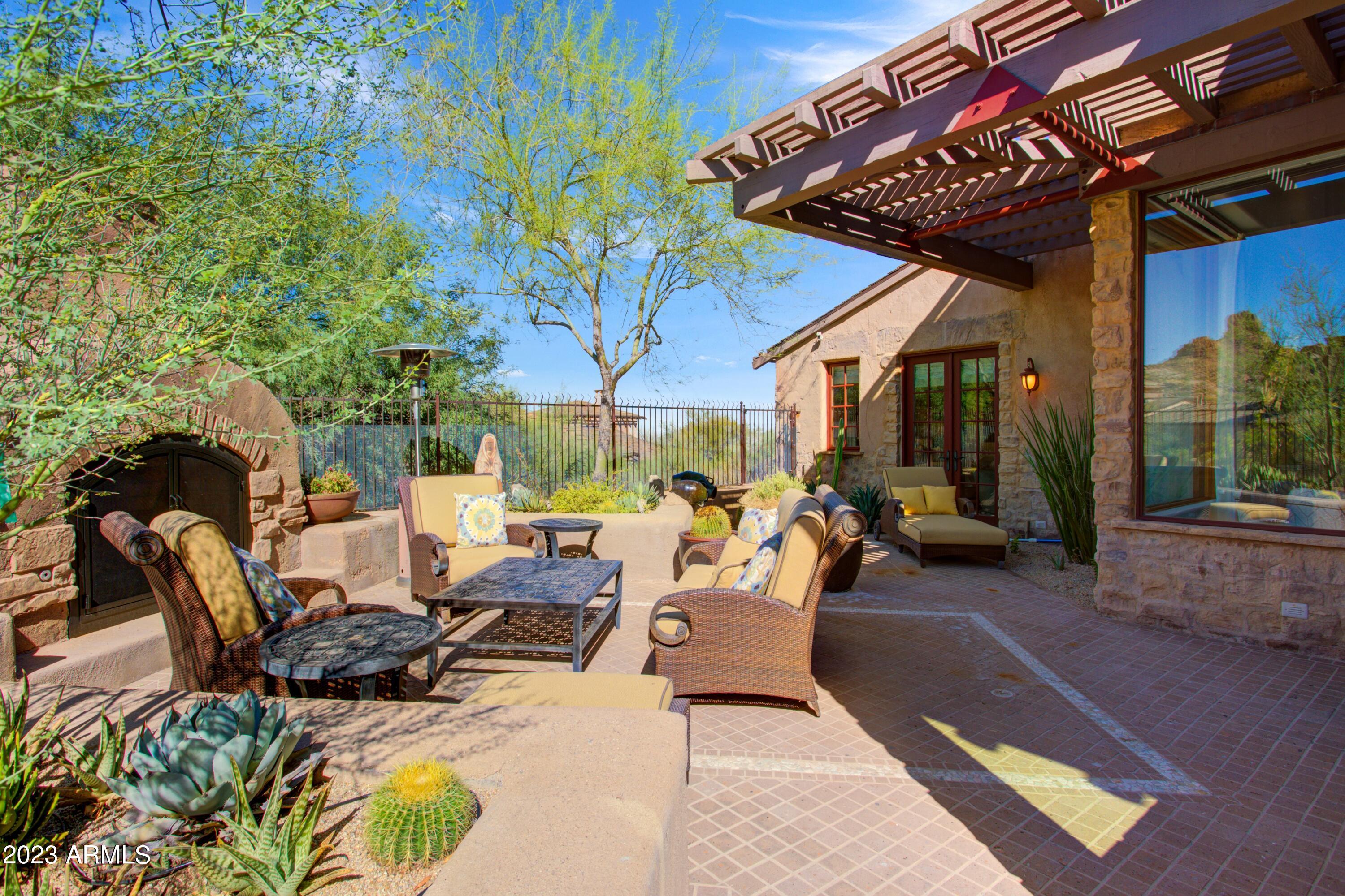 Estancia - Residential