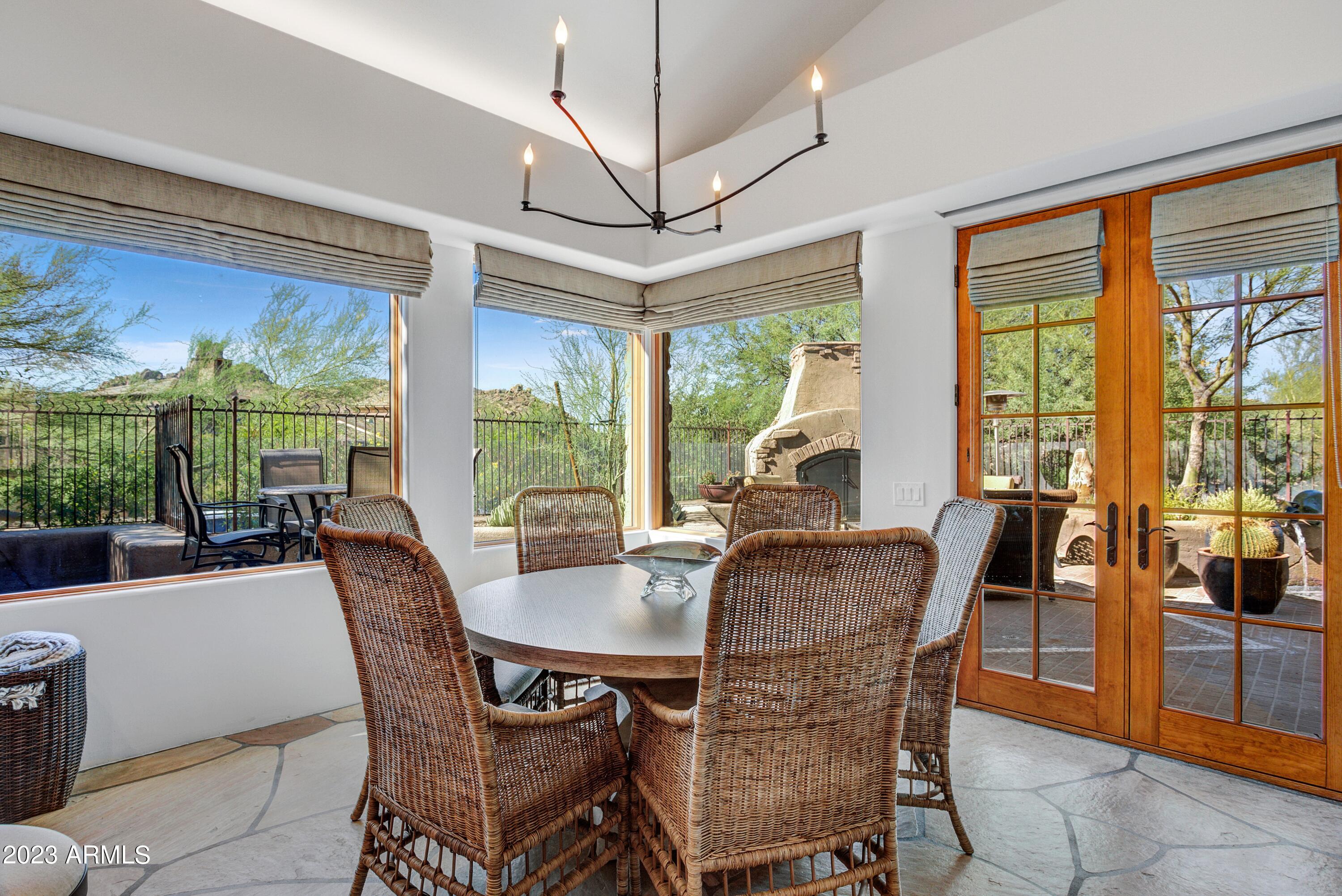Estancia - Residential