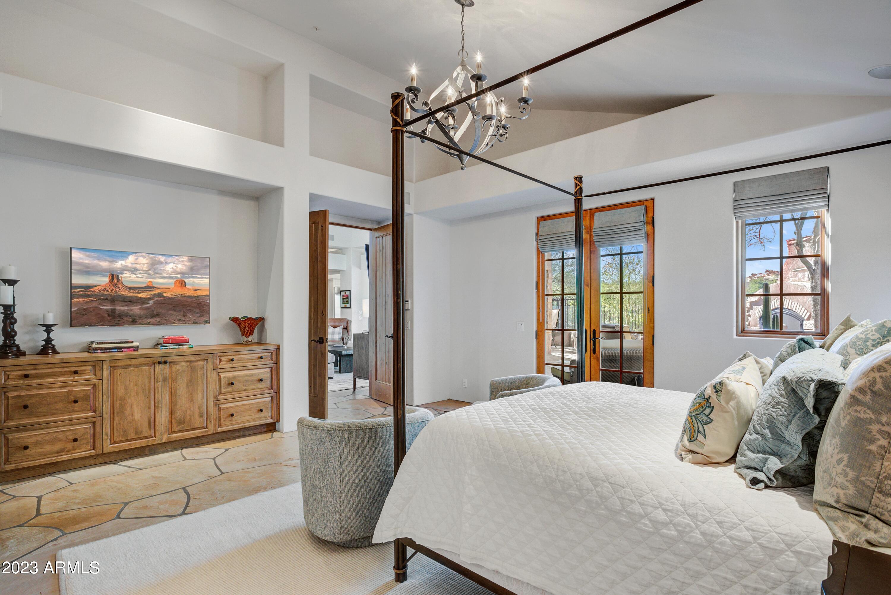 Estancia - Residential