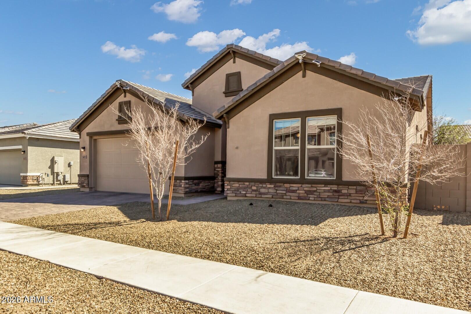 5429 W LYDIA Lane