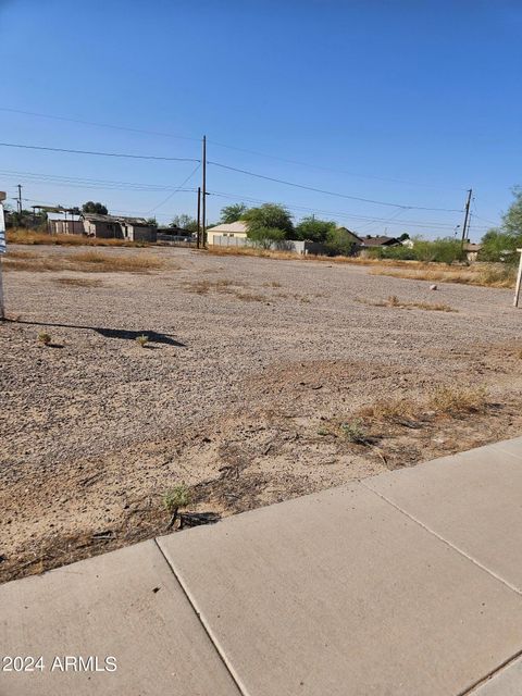 413 W DR MARTIN LUTHER KING JR Street 7 Eloy AZ 85131