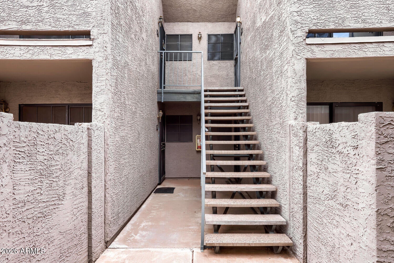 533 W GUADALUPE Road 2135