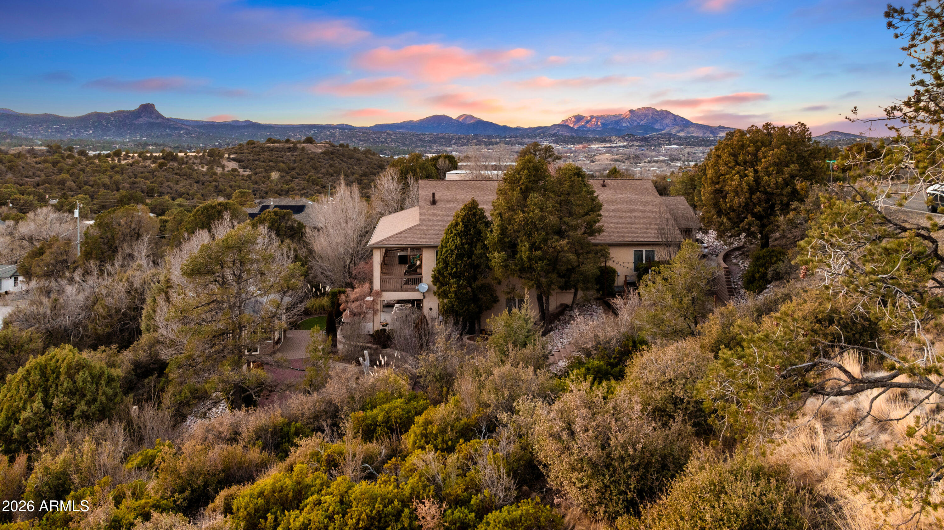 450 Broadview Drive 38R