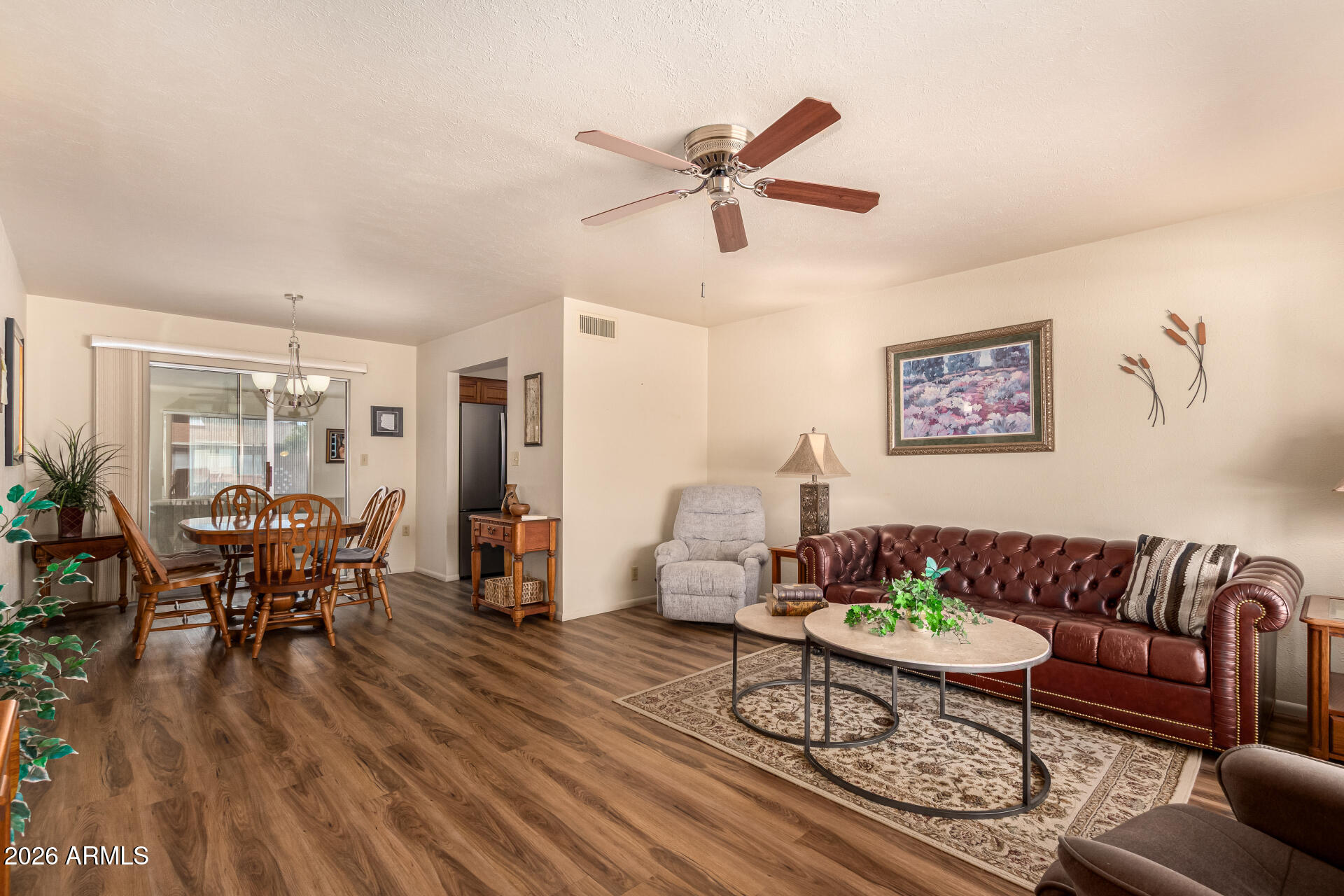 6061 E EVERGREEN Street