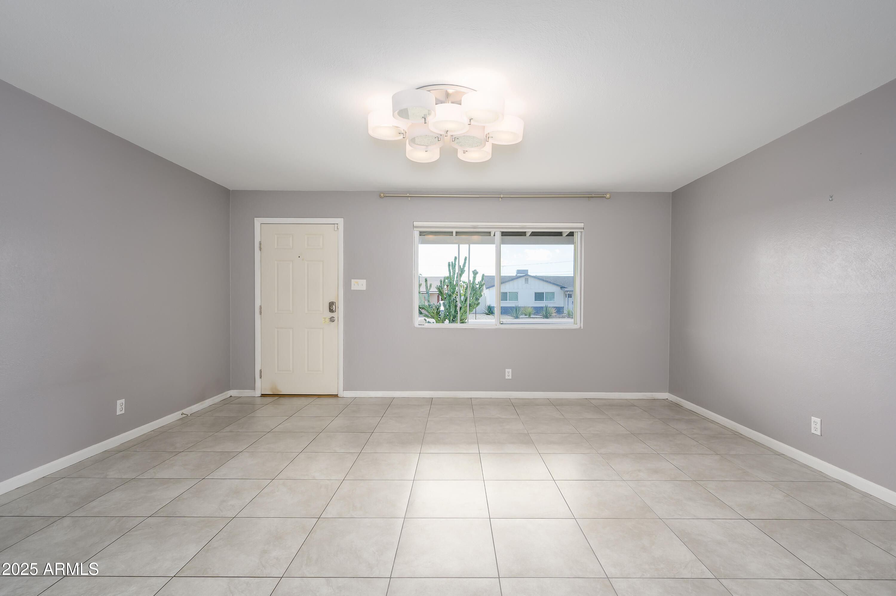 6814 E BELLEVIEW Street