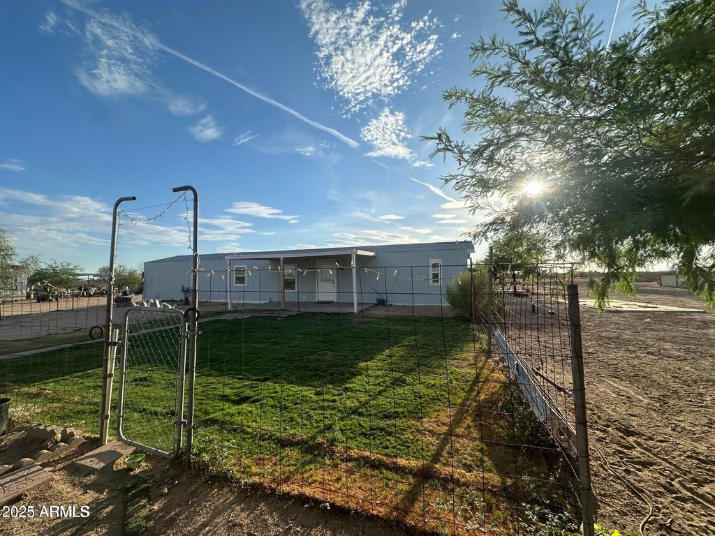 Photo of 222 S 363rd Avenue, Tonopah, AZ 85354 (MLS # 6933065)