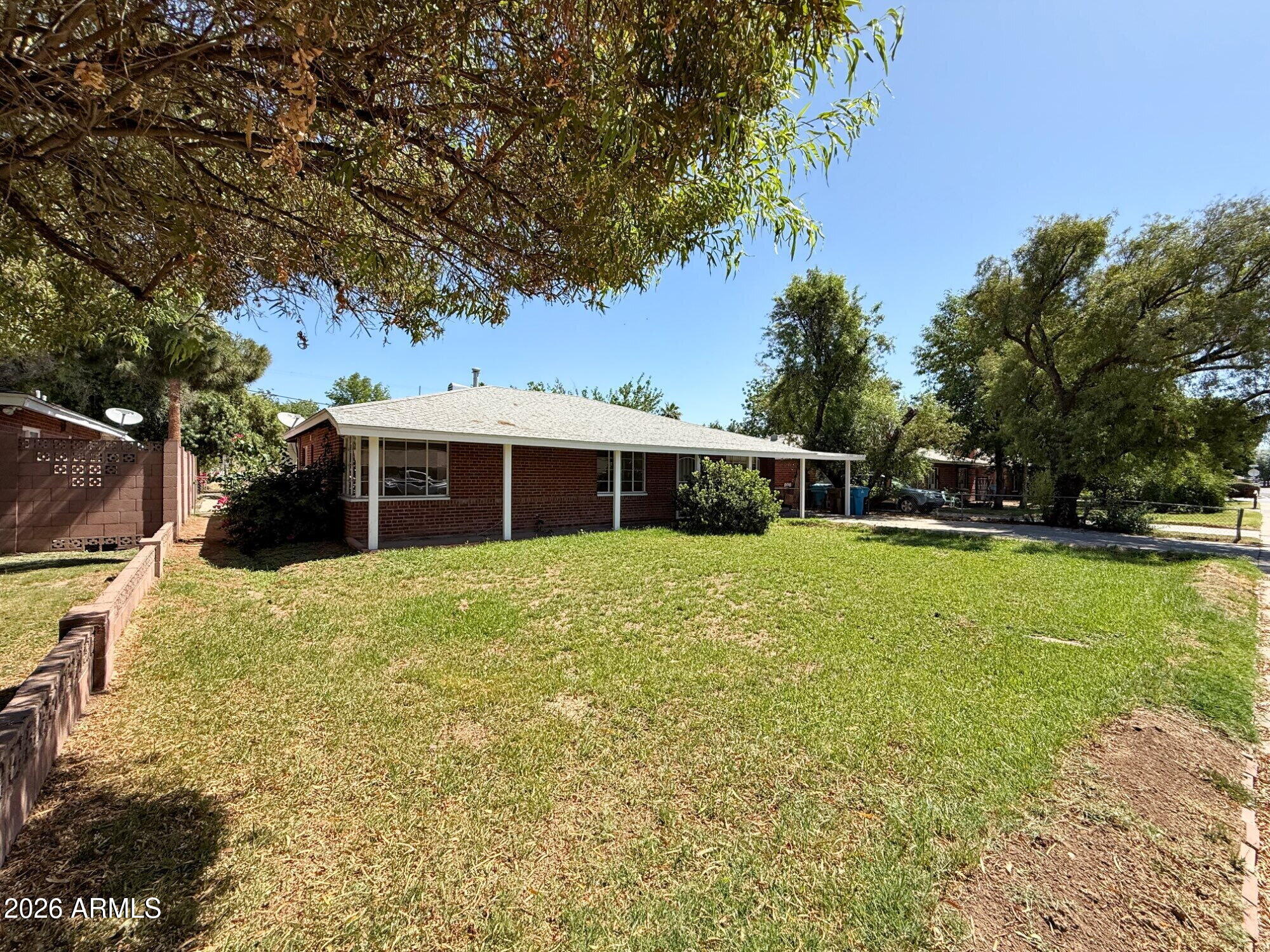 1514 W ROVEY Avenue