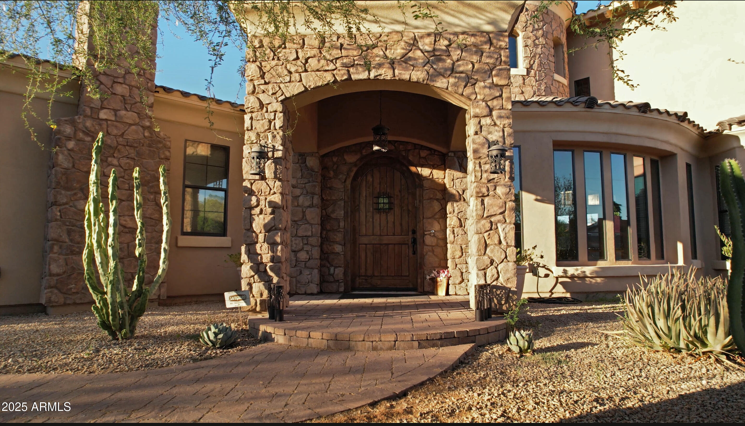 3804 E CAMELBACK Road