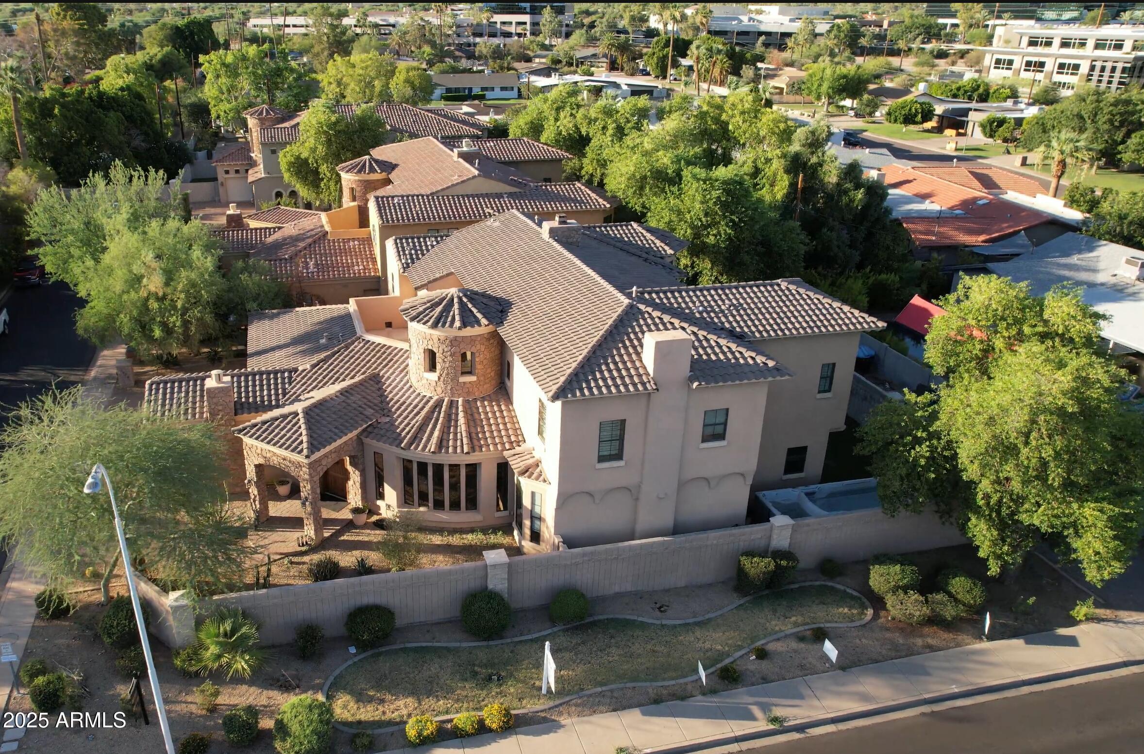 3804 E CAMELBACK Road