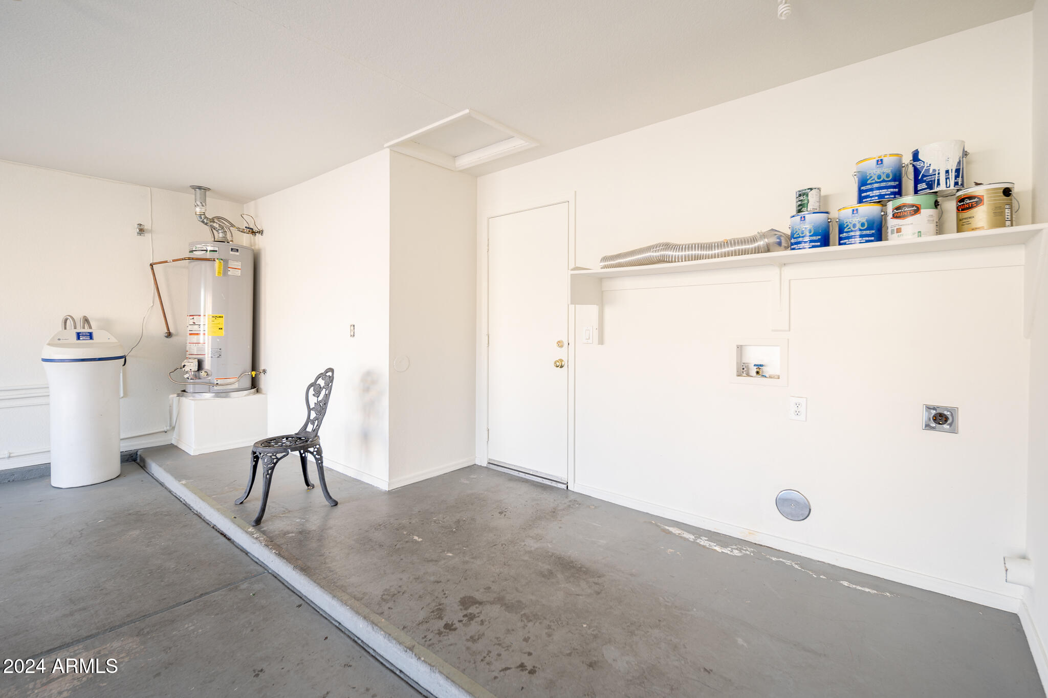 Avondale, Arizona 85392, United States, 3 Bedrooms Bedrooms, ,2 BathroomsBathrooms,Residential,Pending,19065