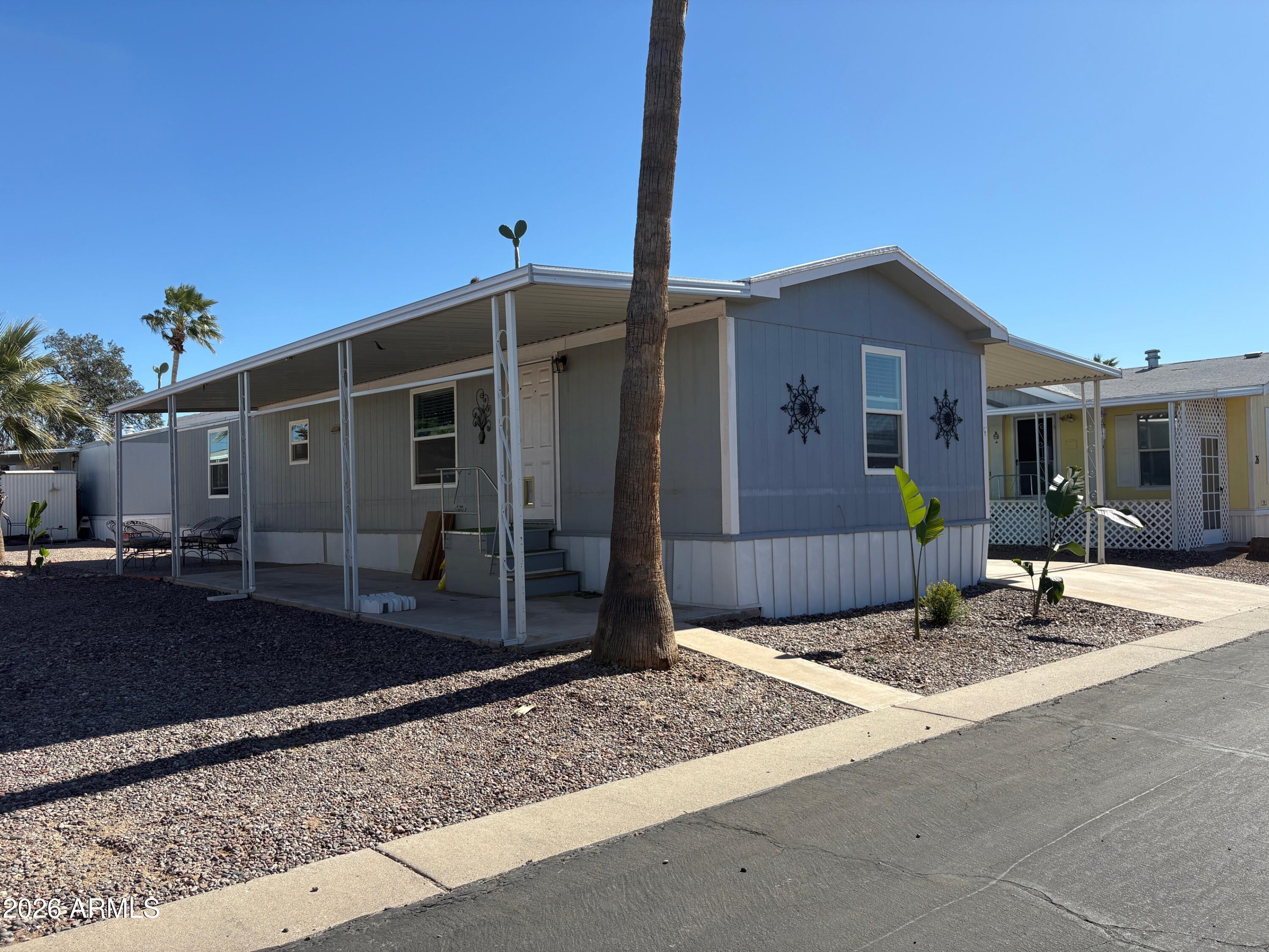 9427 E UNIVERSITY Drive 25