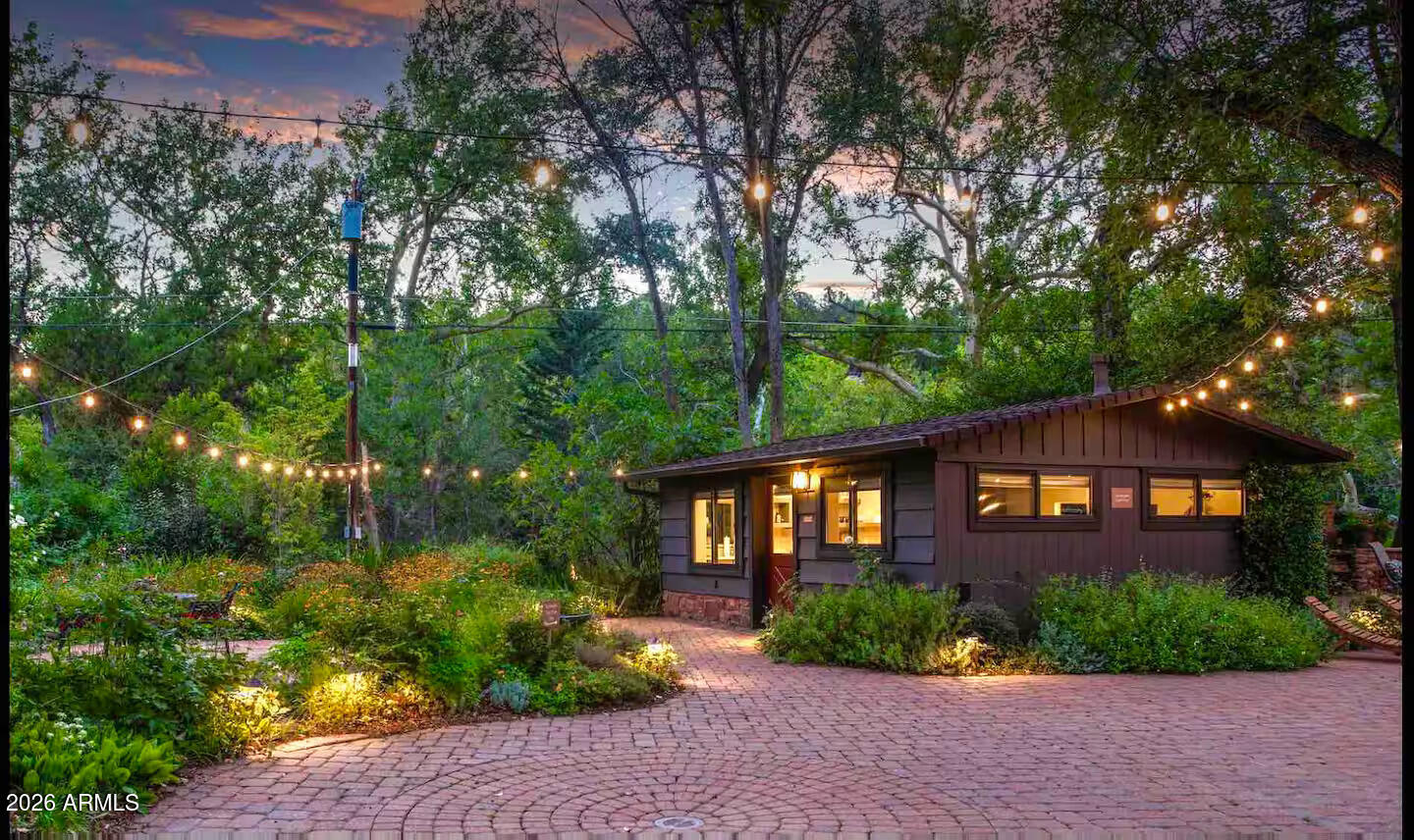 280 Copper Cliffs Drive