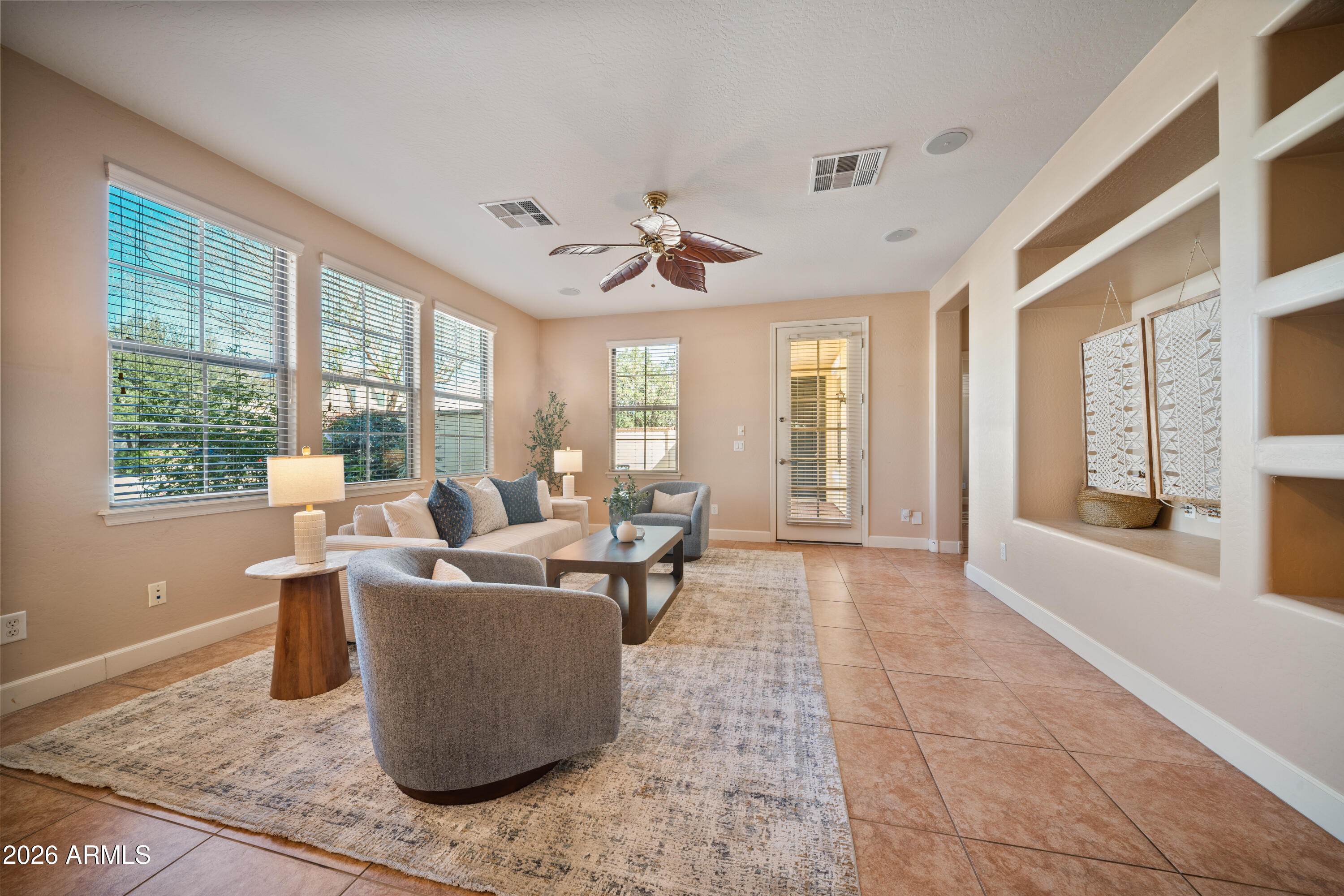 15153 W ALEXANDRIA Way