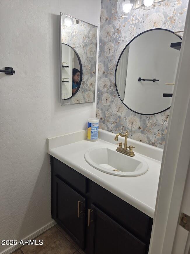 1313 E 9TH Place