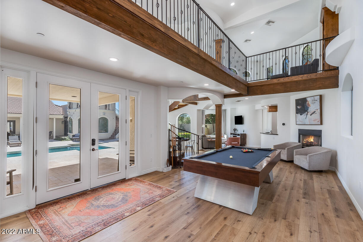 SCOTTSDALE FOOTHILLS - Residential