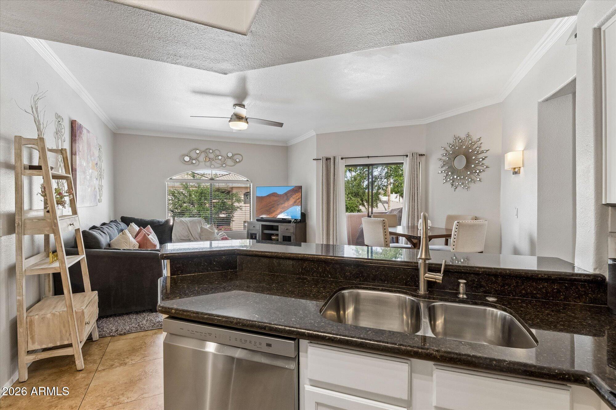 10030 W INDIAN SCHOOL Road 269