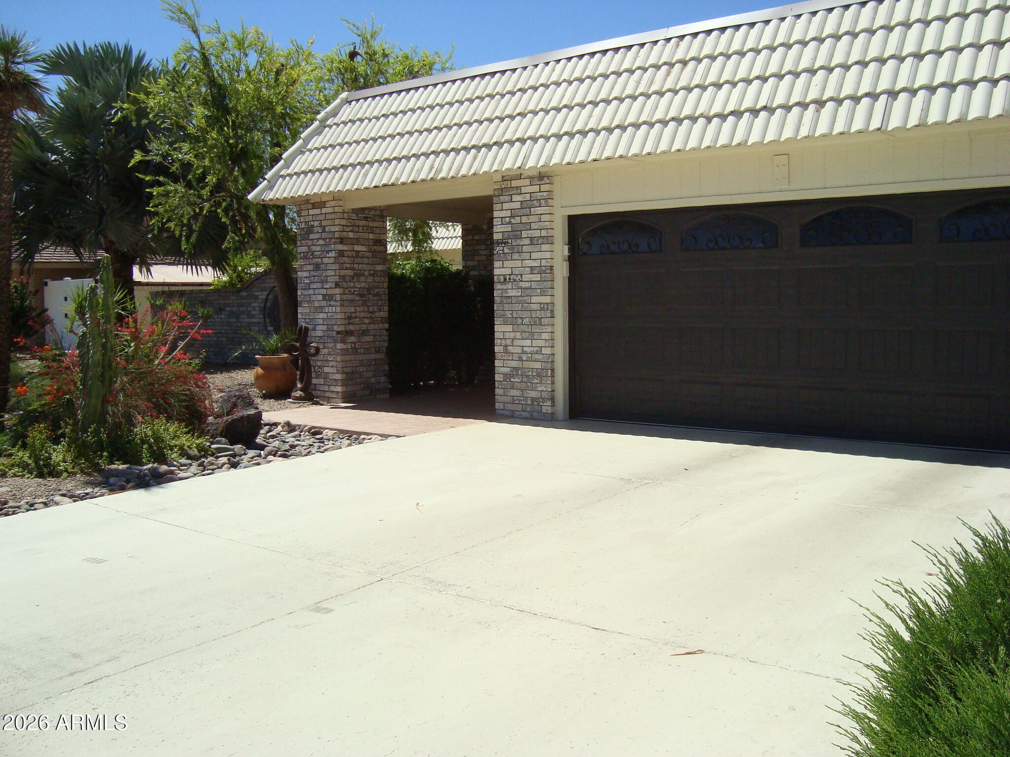 13607 W PYRACANTHA Drive