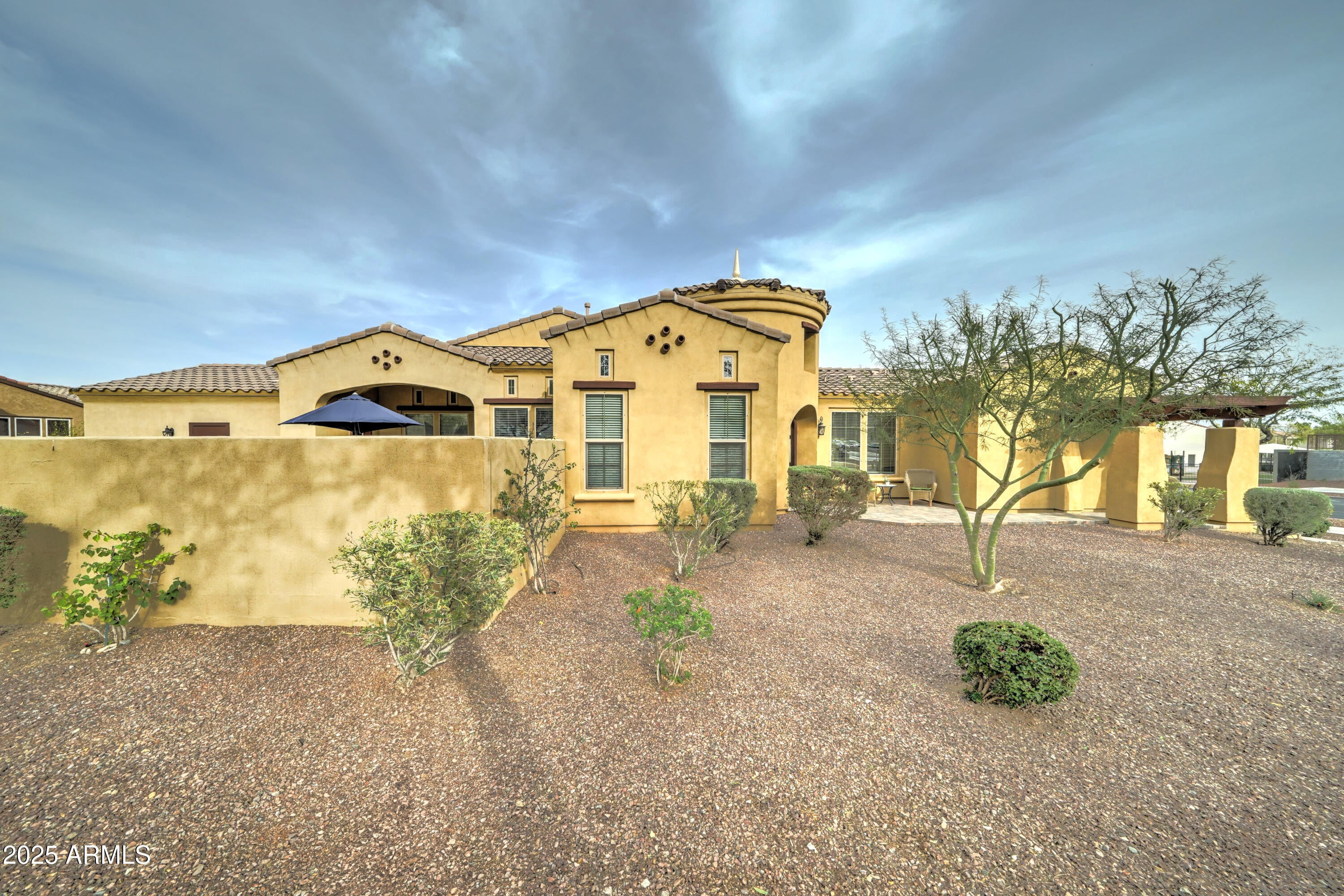 20930 W Sunrise Lane