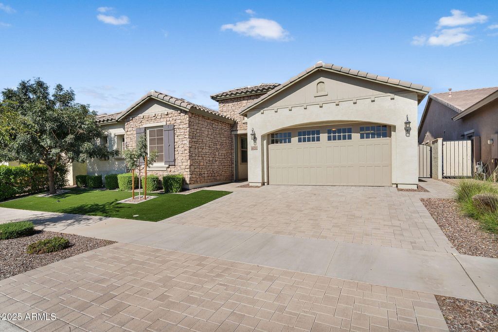 Photo of 9928 E Rubidium Avenue, Mesa, AZ 85212 (MLS # 6935383)