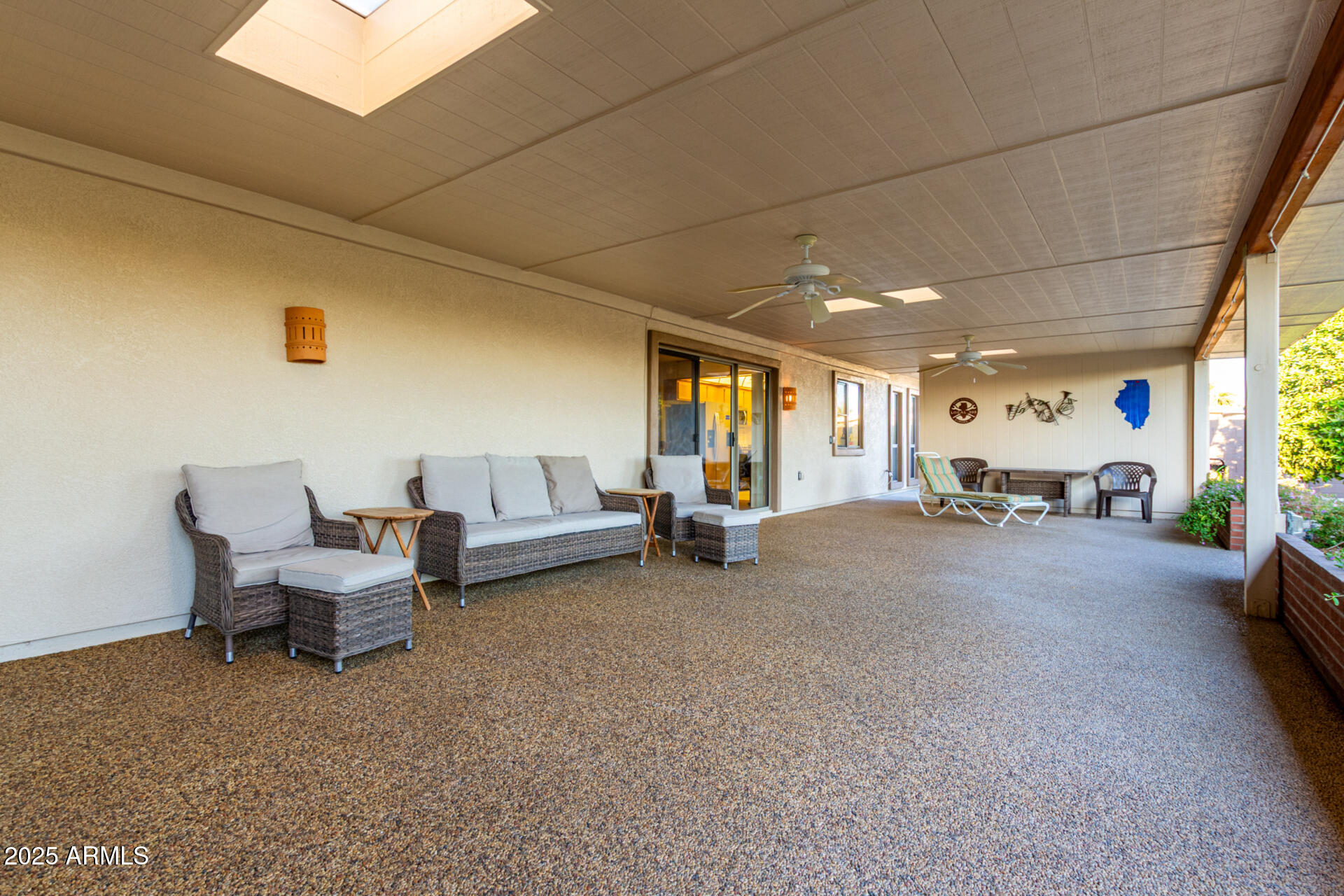 11065 W EDGEWOOD Drive