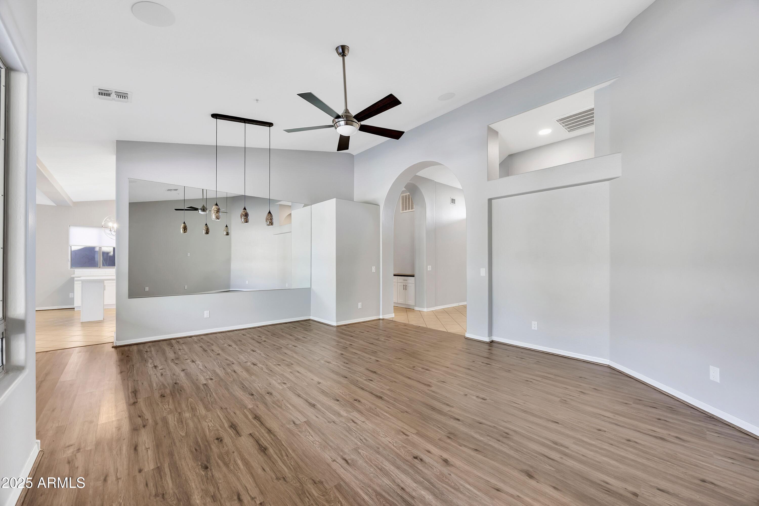 7446 E GLENN MOORE Road