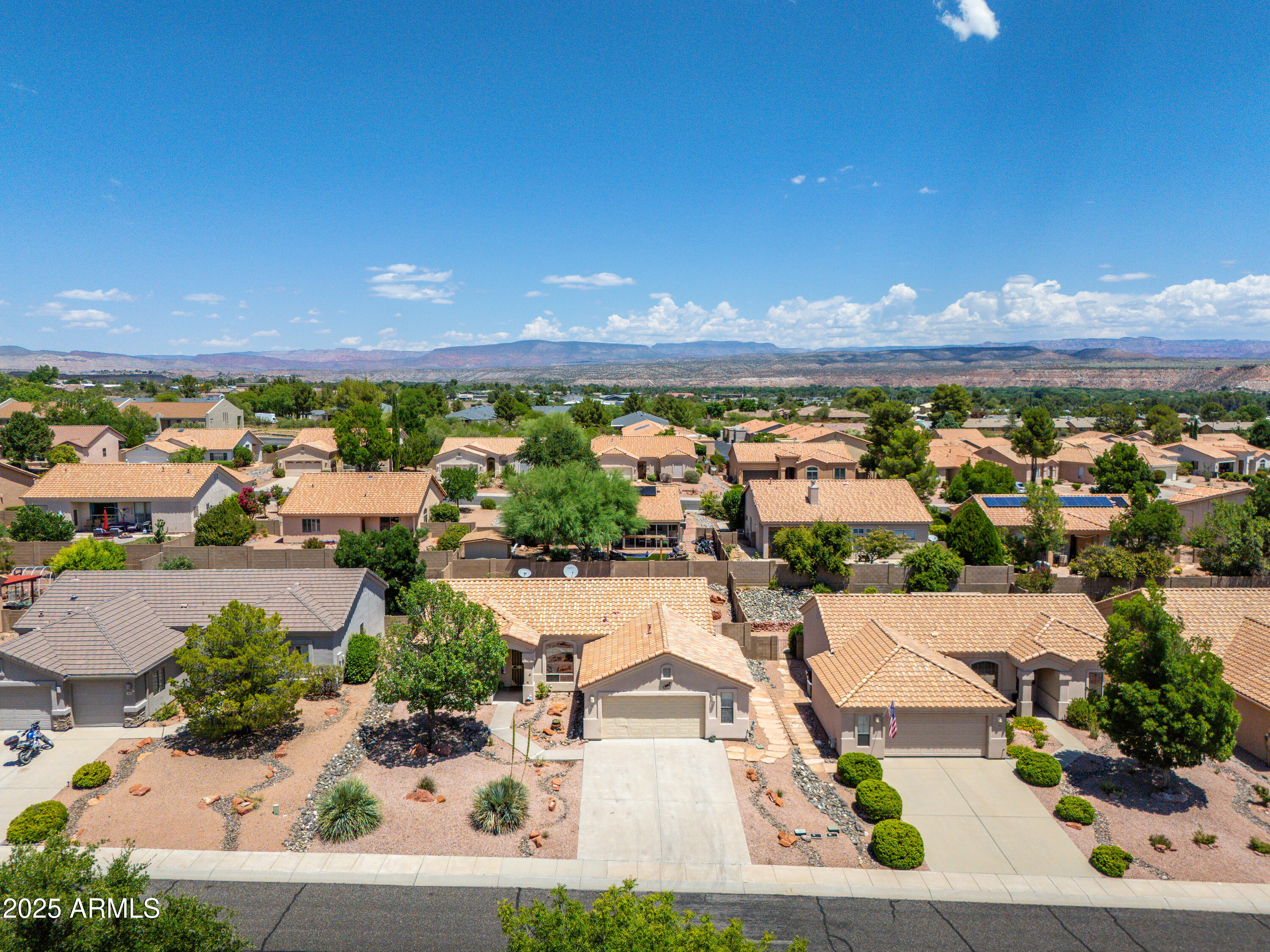 Cottonwood, Arizona 86326, United States, 3 Bedrooms Bedrooms, ,2 BathroomsBathrooms,Residential,Pending,182303