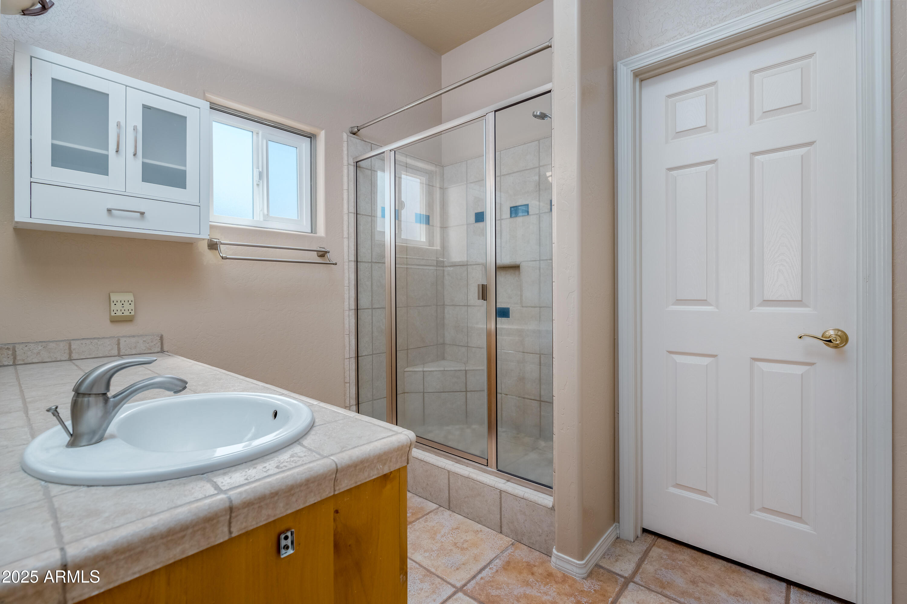 Cottonwood, Arizona 86326, United States, 3 Bedrooms Bedrooms, ,2 BathroomsBathrooms,Residential,Pending,182303