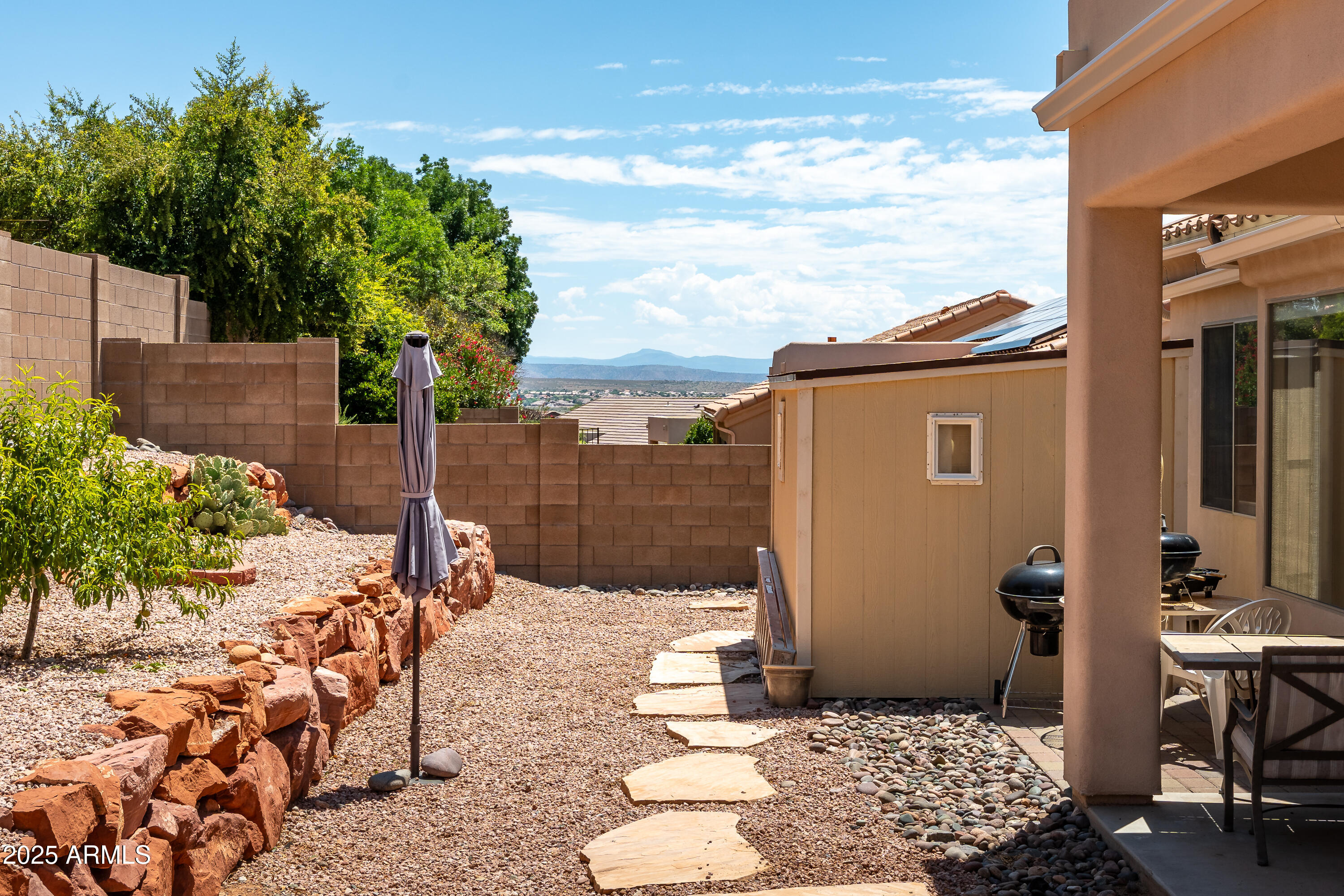 Cottonwood, Arizona 86326, United States, 3 Bedrooms Bedrooms, ,2 BathroomsBathrooms,Residential,Pending,182303