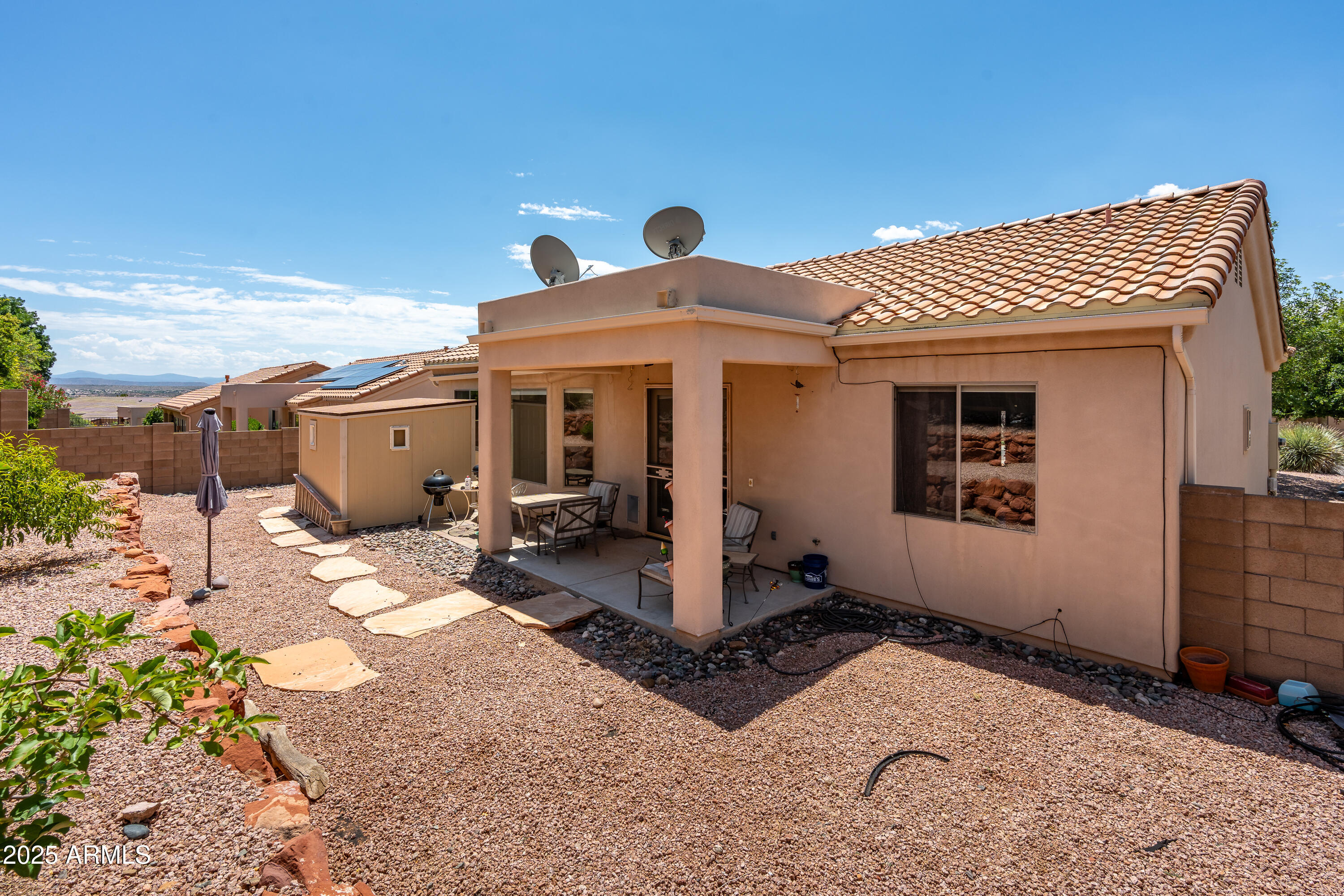 Cottonwood, Arizona 86326, United States, 3 Bedrooms Bedrooms, ,2 BathroomsBathrooms,Residential,Pending,182303