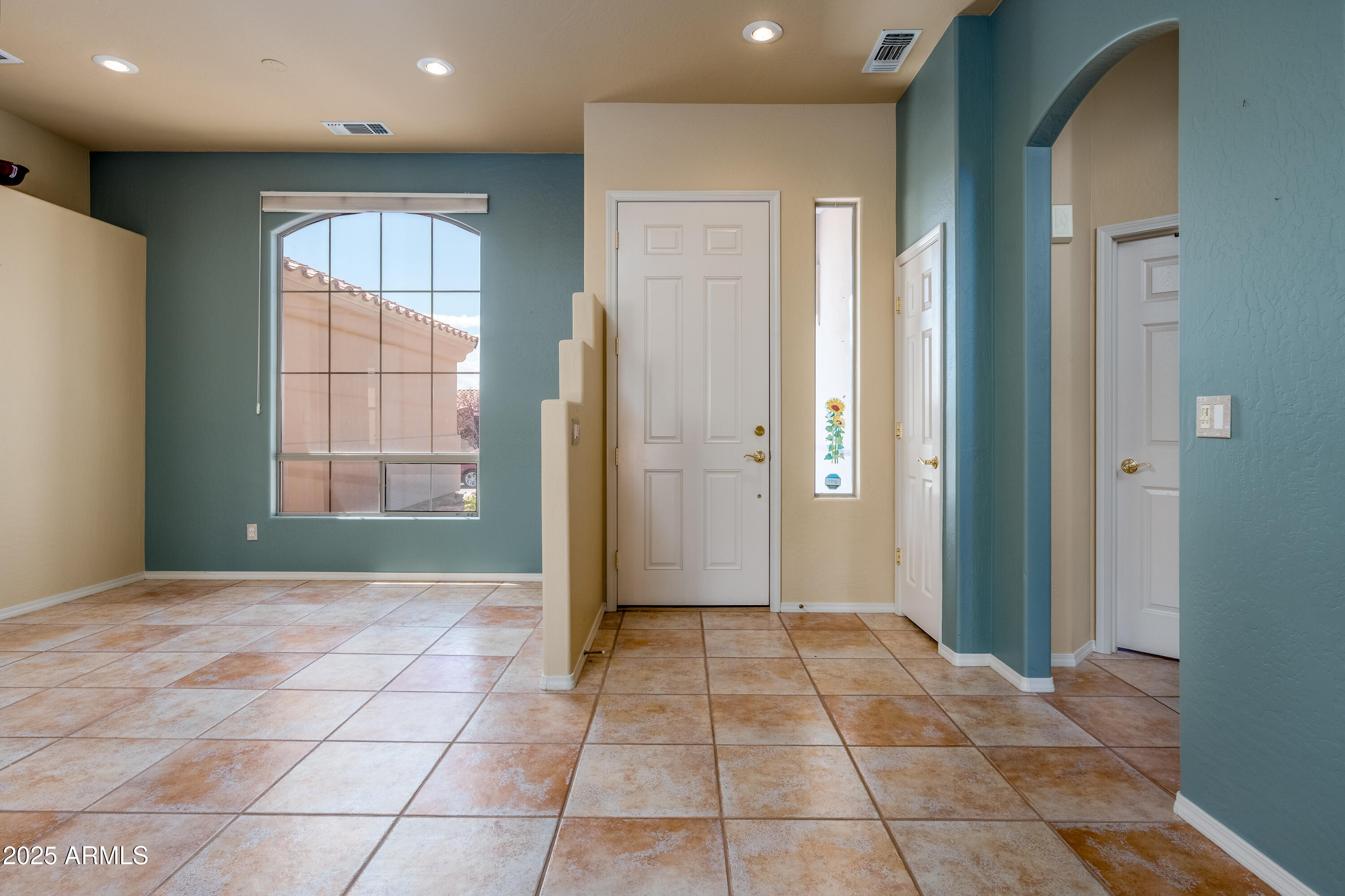 Cottonwood, Arizona 86326, United States, 3 Bedrooms Bedrooms, ,2 BathroomsBathrooms,Residential,Pending,182303