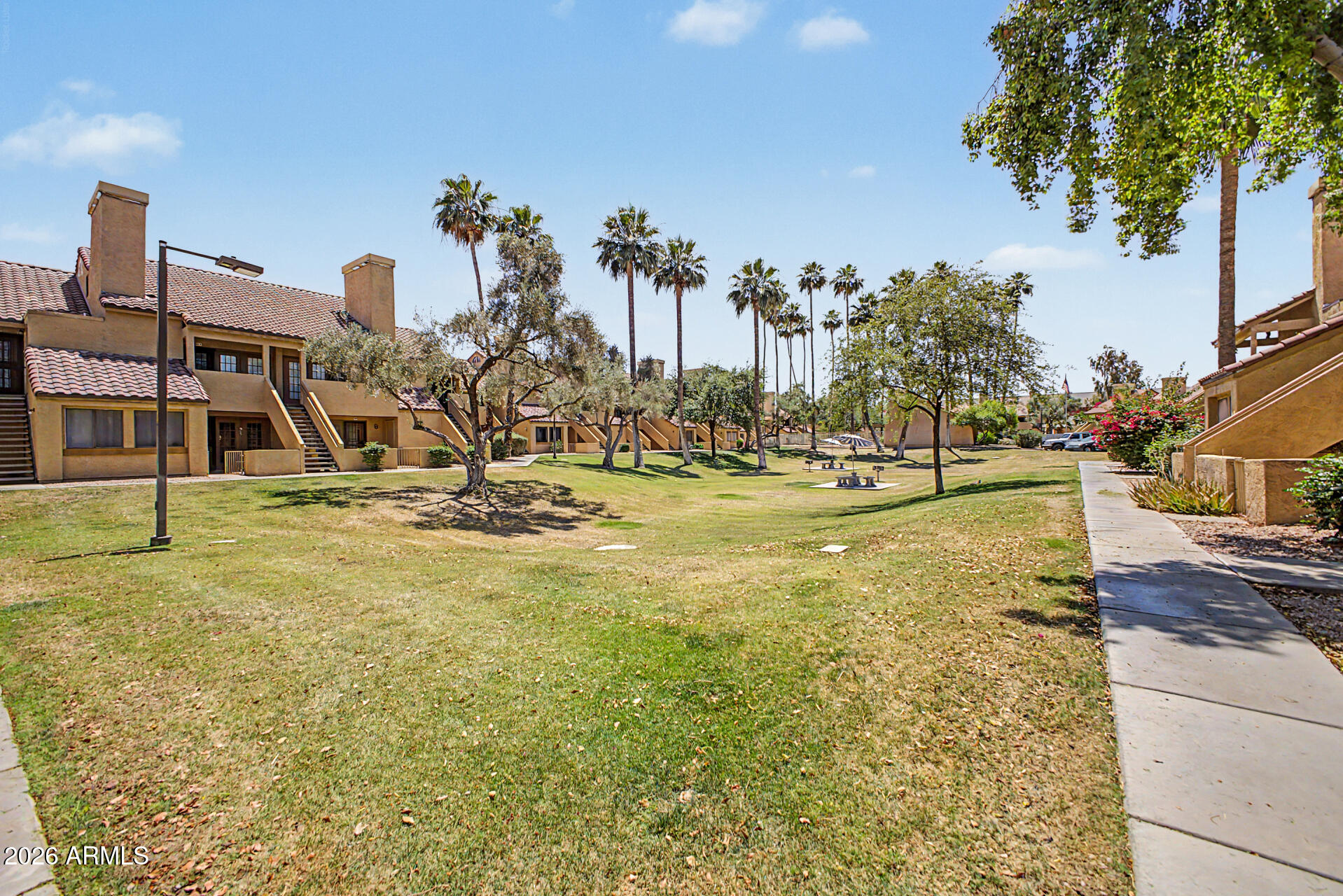 CASA LOS CERROS - Residential