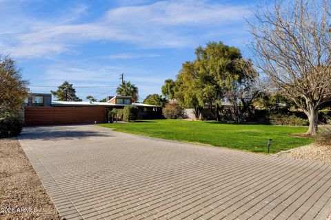 Photo of 6929 E Chaparral Road, Paradise Valley, AZ 85253 (MLS # 6999856)