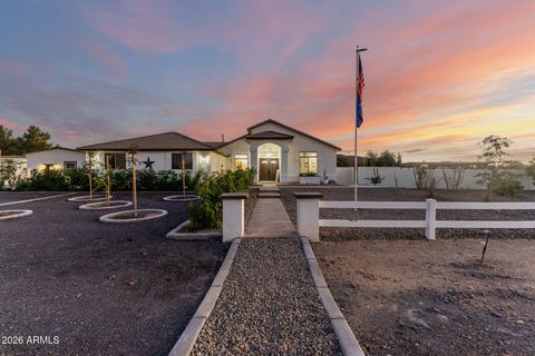 2863 E CEDAR WAXWING Drive Gilbert AZ 85298