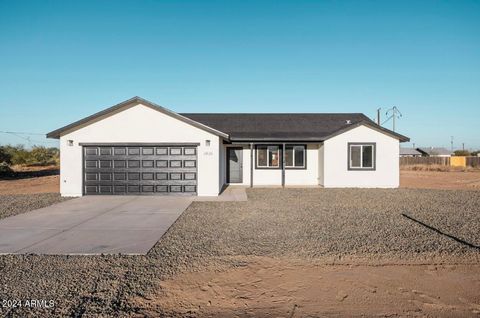 A home in Eloy