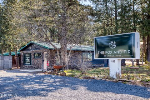 858 E WHITE MOUNTAIN Boulevard Pinetop AZ 85935
