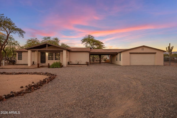 38331 N 29TH AVE, PHOENIX, AZ 85086 - Image e9f2a8950473338c75cf37c7cc8a56fb/1815753900