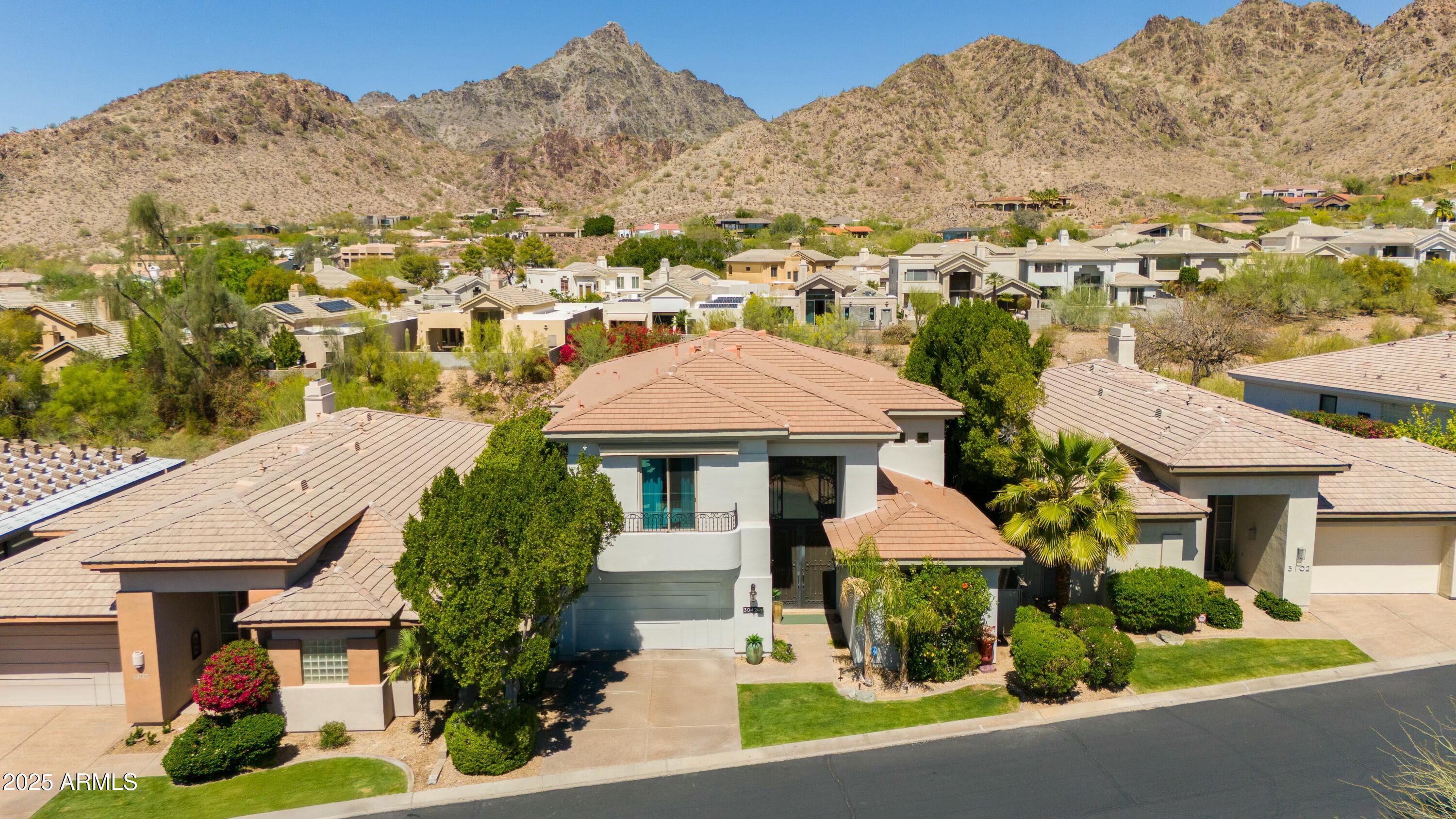 3042 E SQUAW PEAK Circle