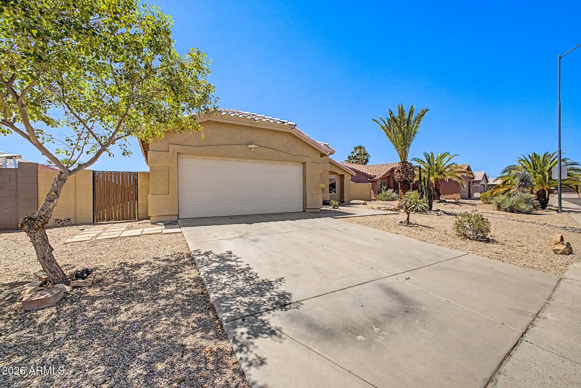 760 S DEL RANCHO --