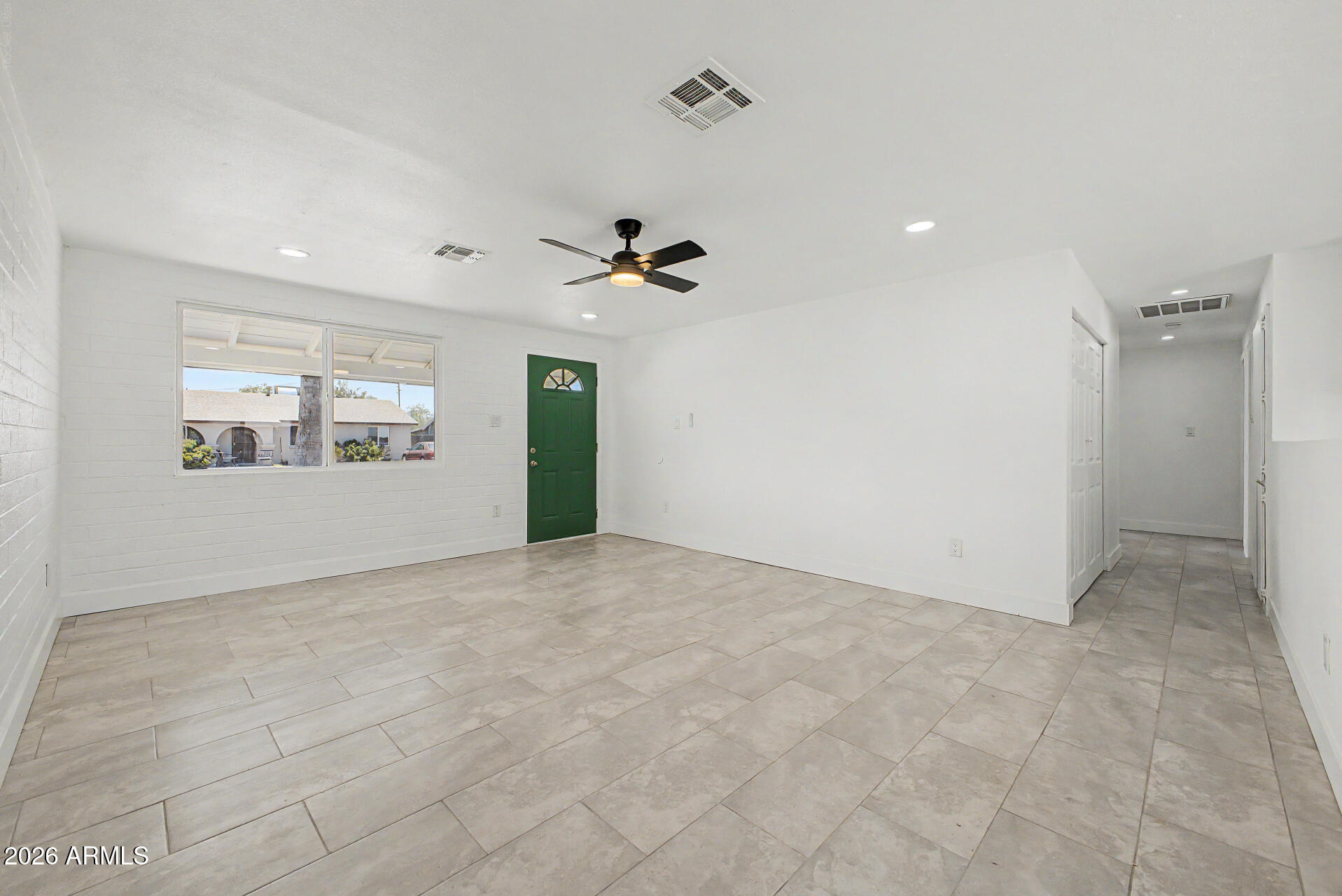 7254 W WOLF Street