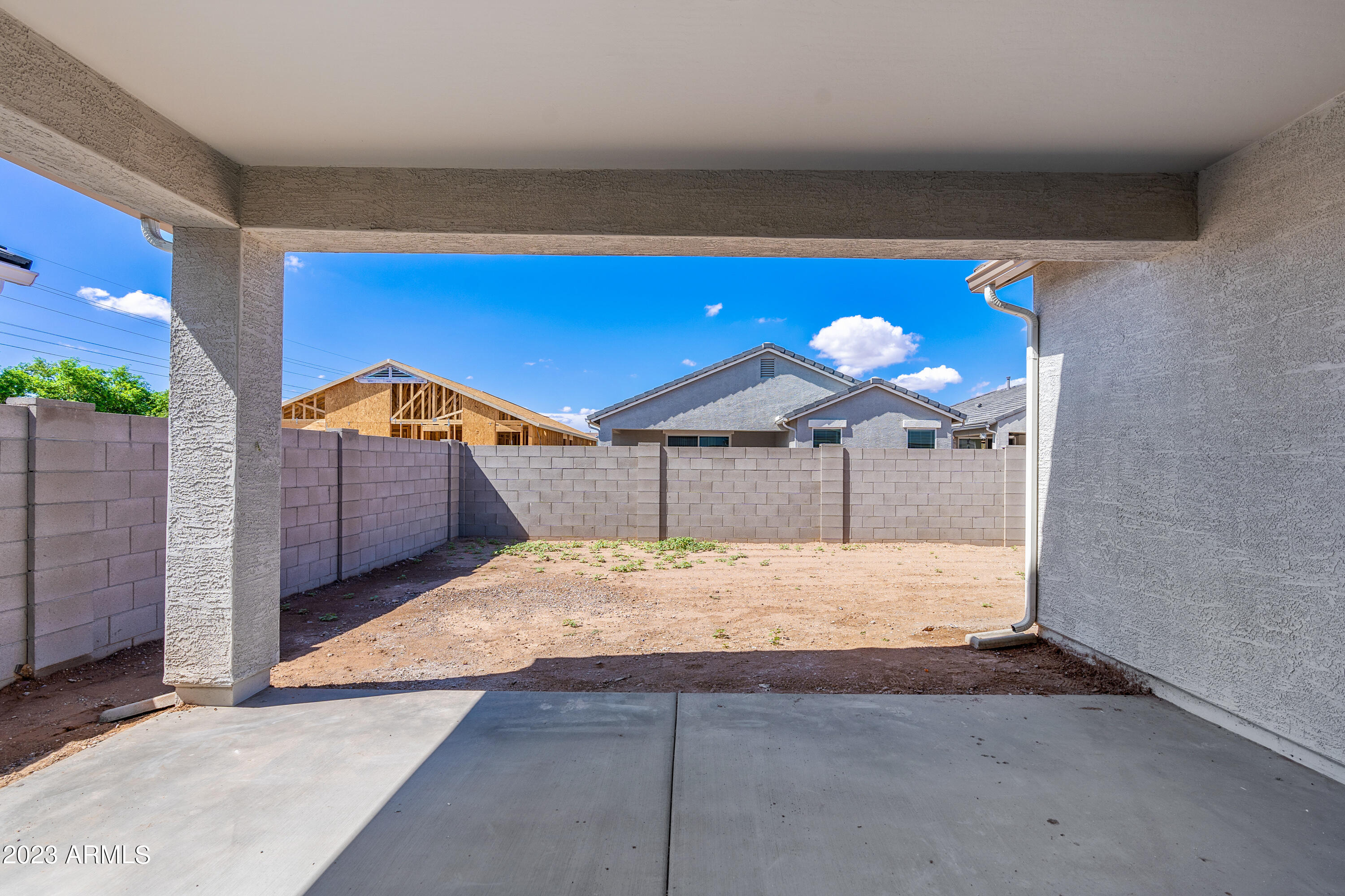 Photo 25 of 51 of 40040 W Sunland Drive house