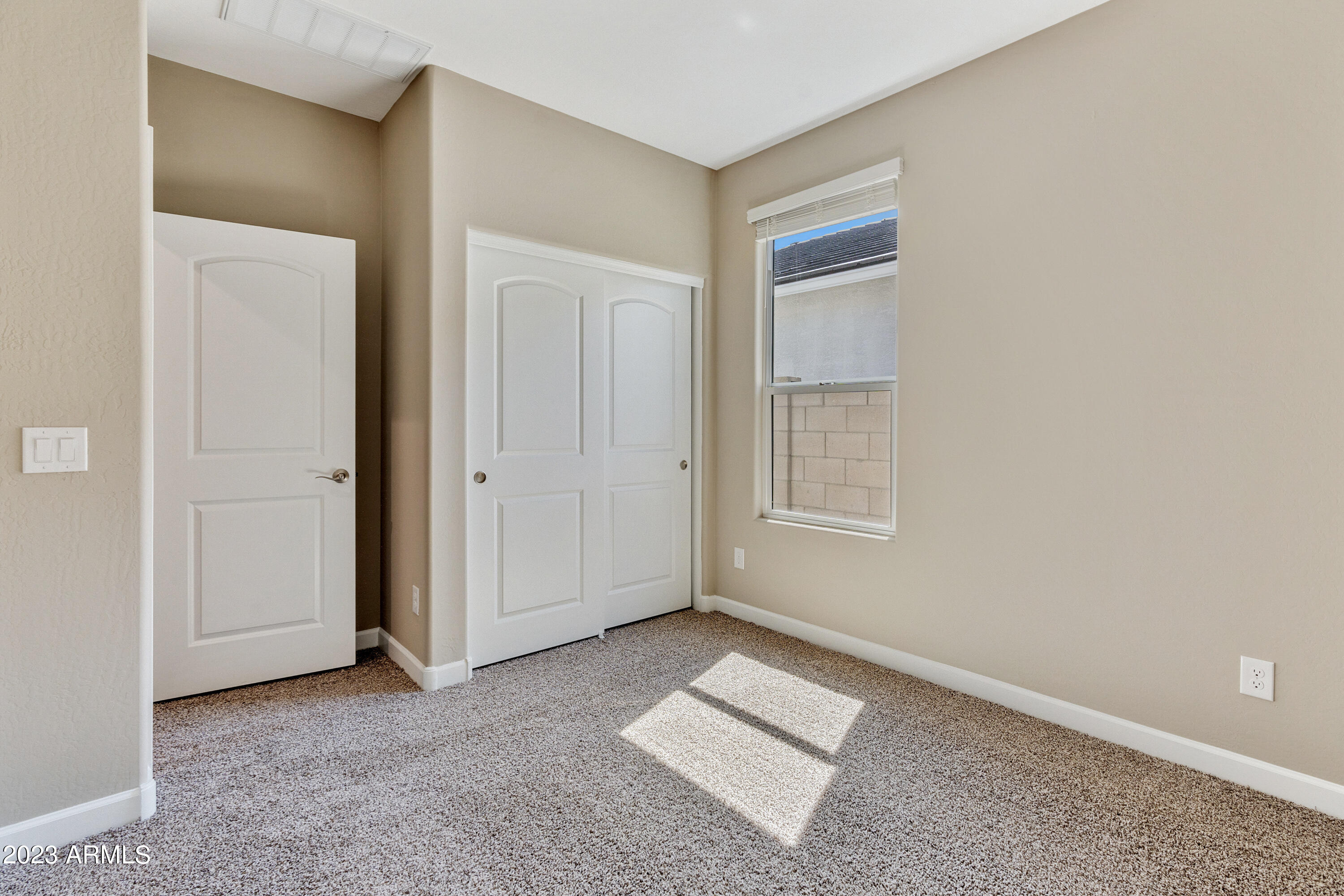 Photo 17 of 51 of 40040 W Sunland Drive house