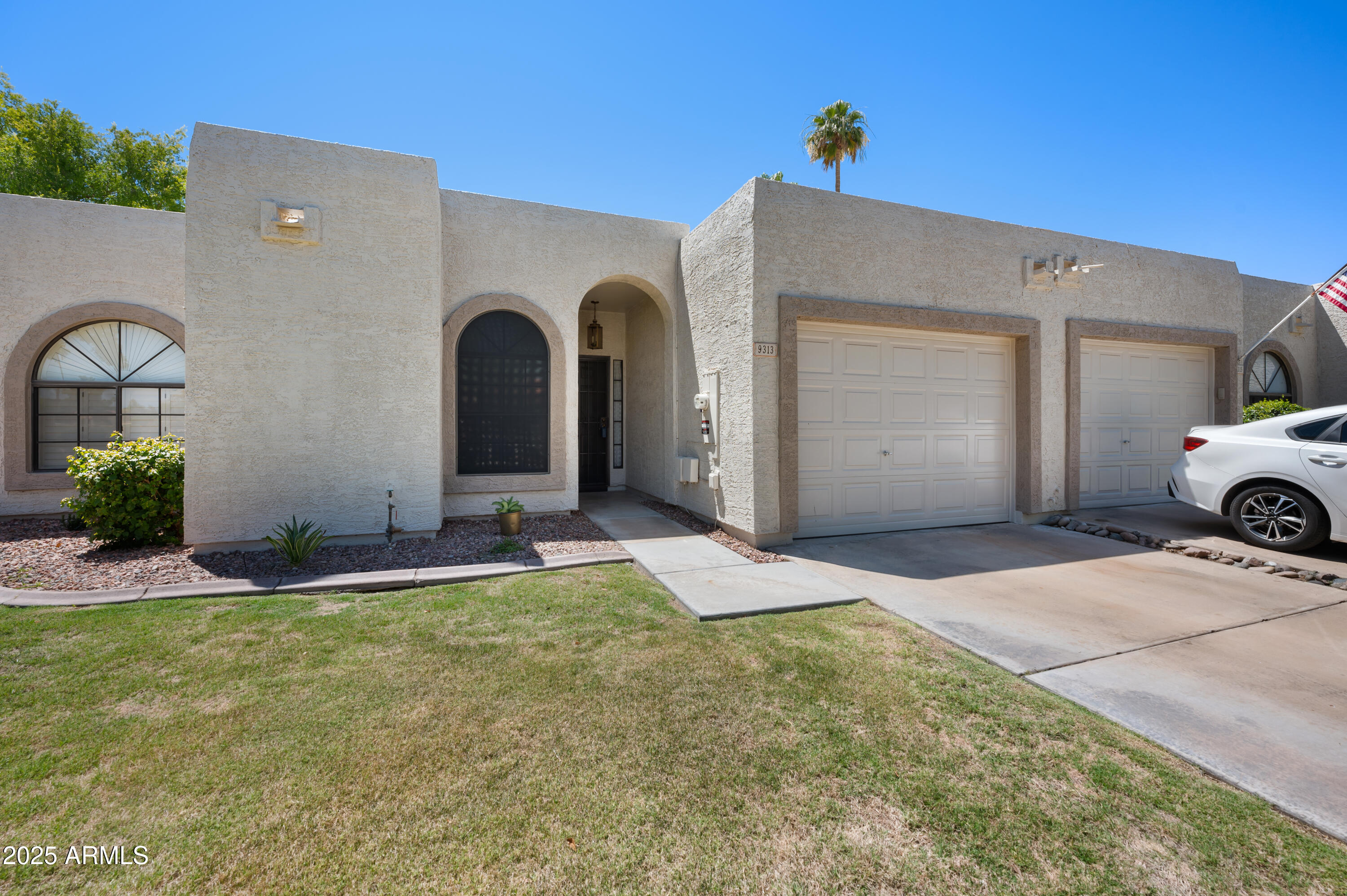 9313 W Morrow Drive