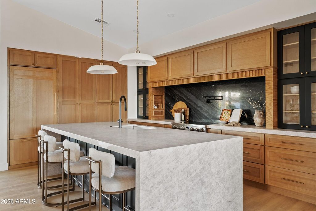 Photo of 4928 E Paradise Lane, Scottsdale, AZ 85254 (MLS # 6971851)